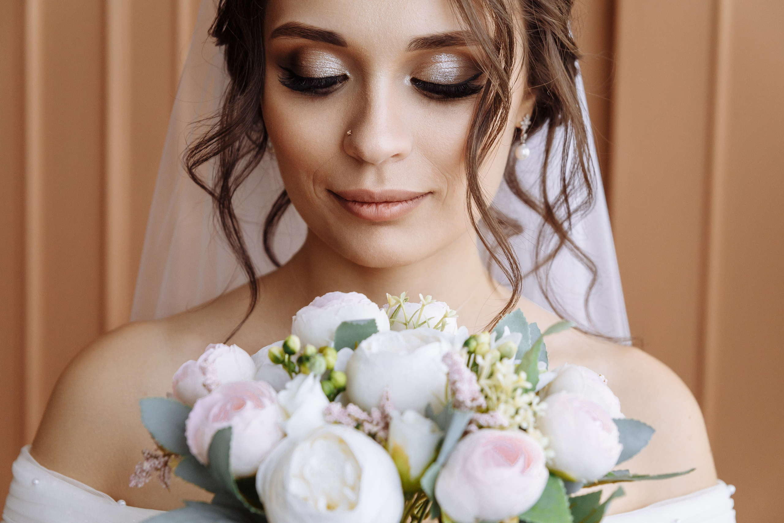 Павел, Мария — фотографии в студии и парке. Событийный фотограф Максим Бескоровайновнов