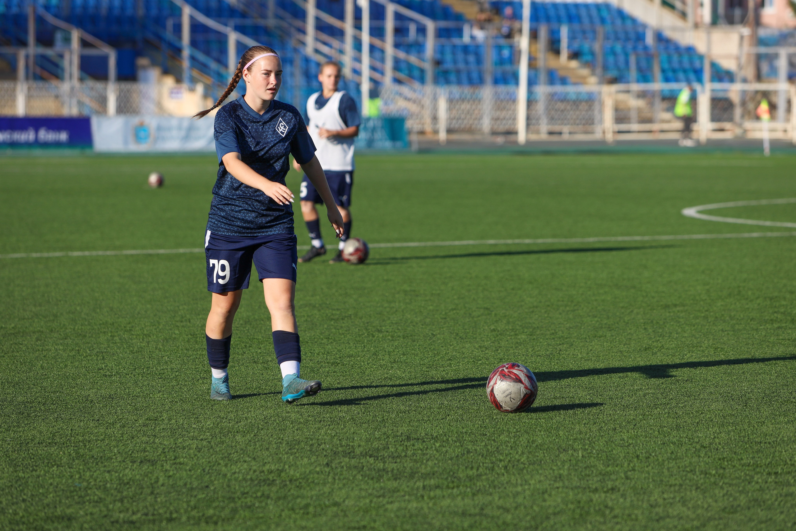 Крылья Советов — Мастер-Сатурн. Молодежная лига по футболу среди женских команд. Спортивный фотограф в Самаре