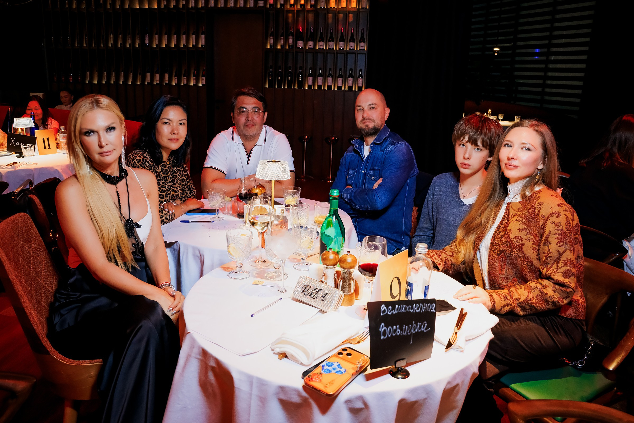 Вокруг Света за 60 Секунд-Sunset Meat Restaurant. Репортажный фотограф в Алматы Каюпов Сержан
