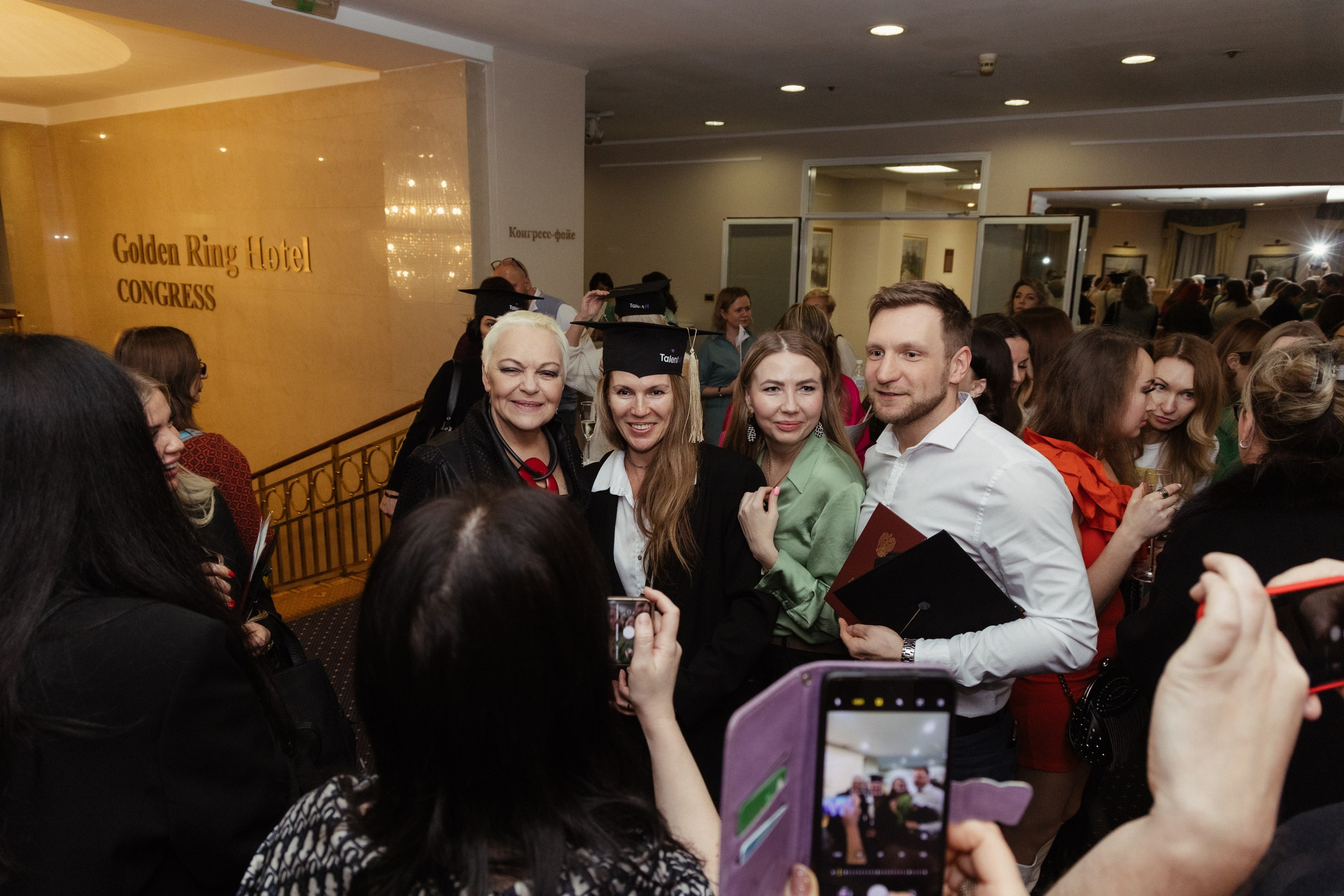 Talentsy выпускной. Портретный и репортажный фотограф в Москве Олеся Лисарк