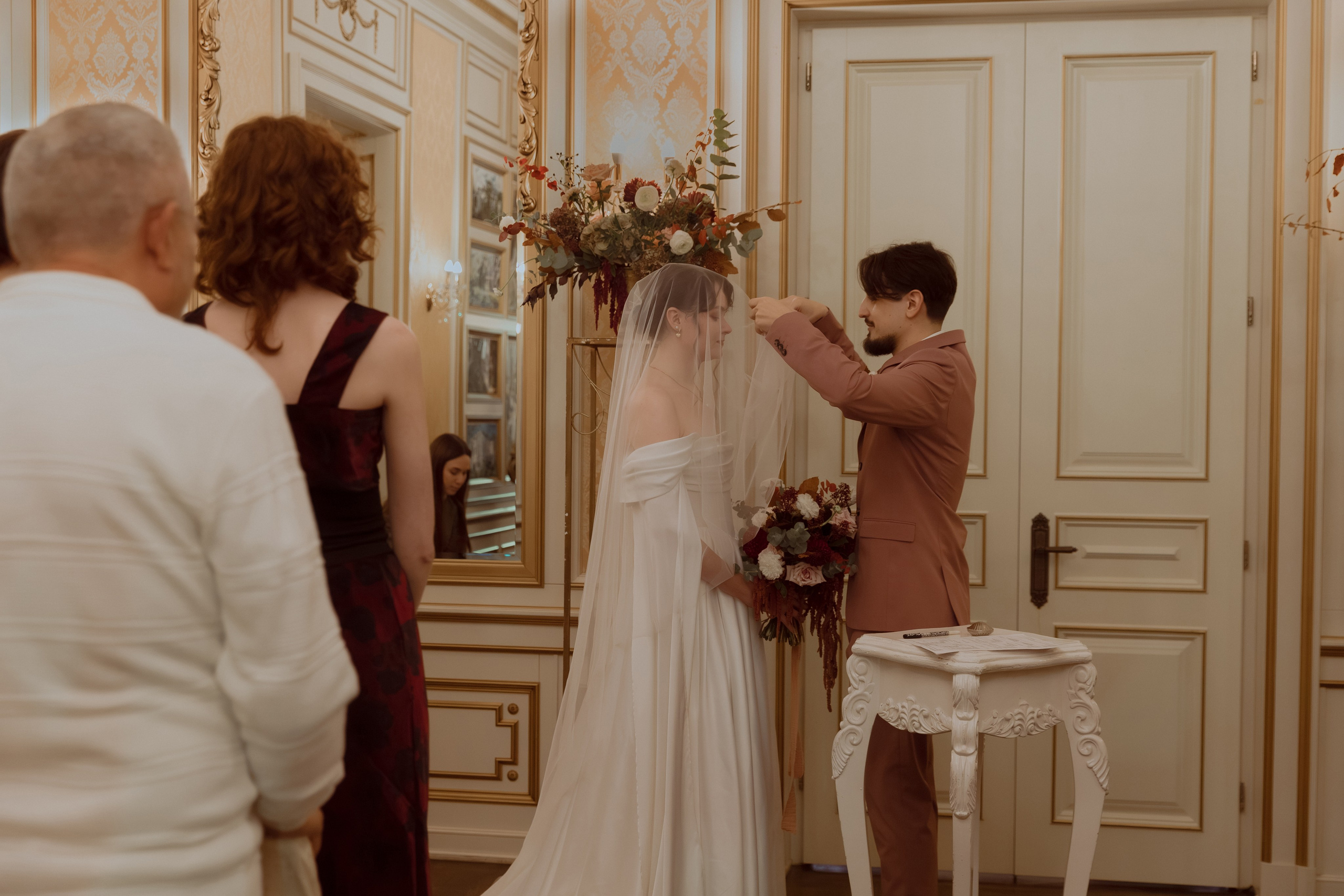 Welcome back to your own dinner party. Фотограф Лия Козловская Минск