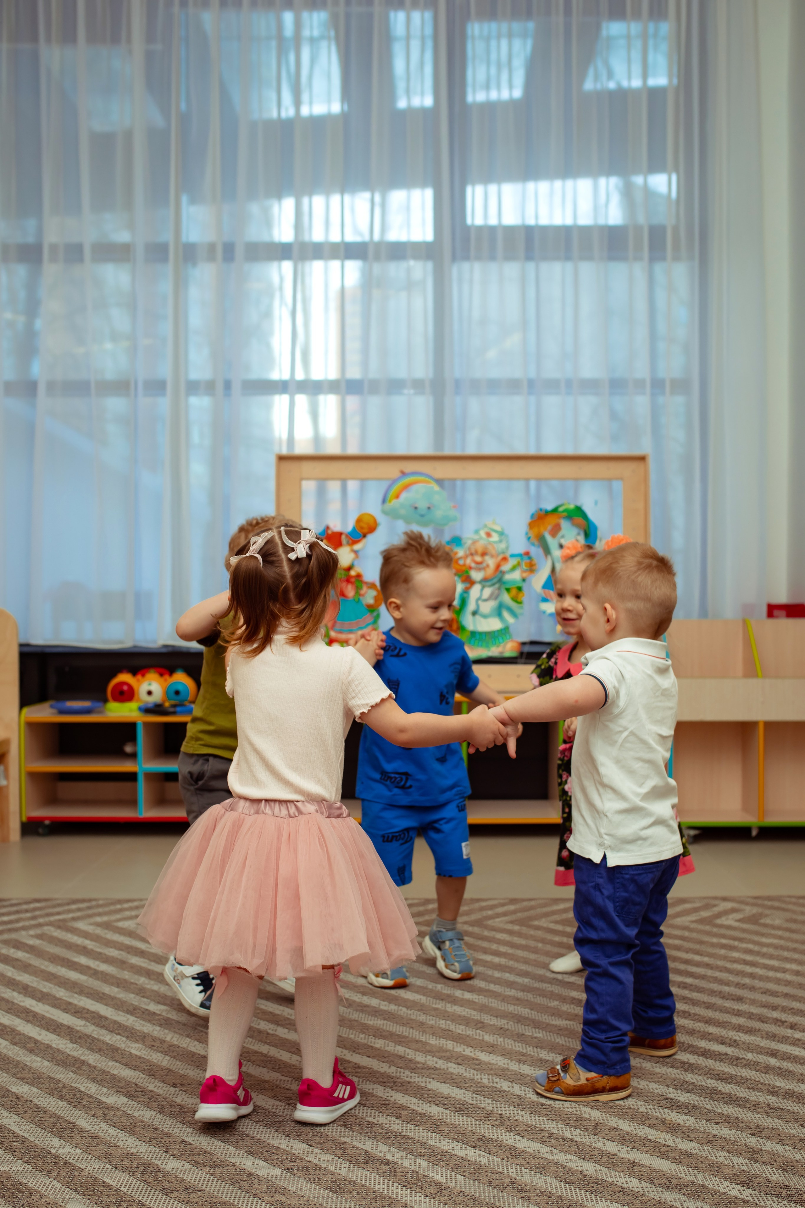 Праздник весны в детском саду. Семейный и детский фотограф в Москве Дорогова Екатерина