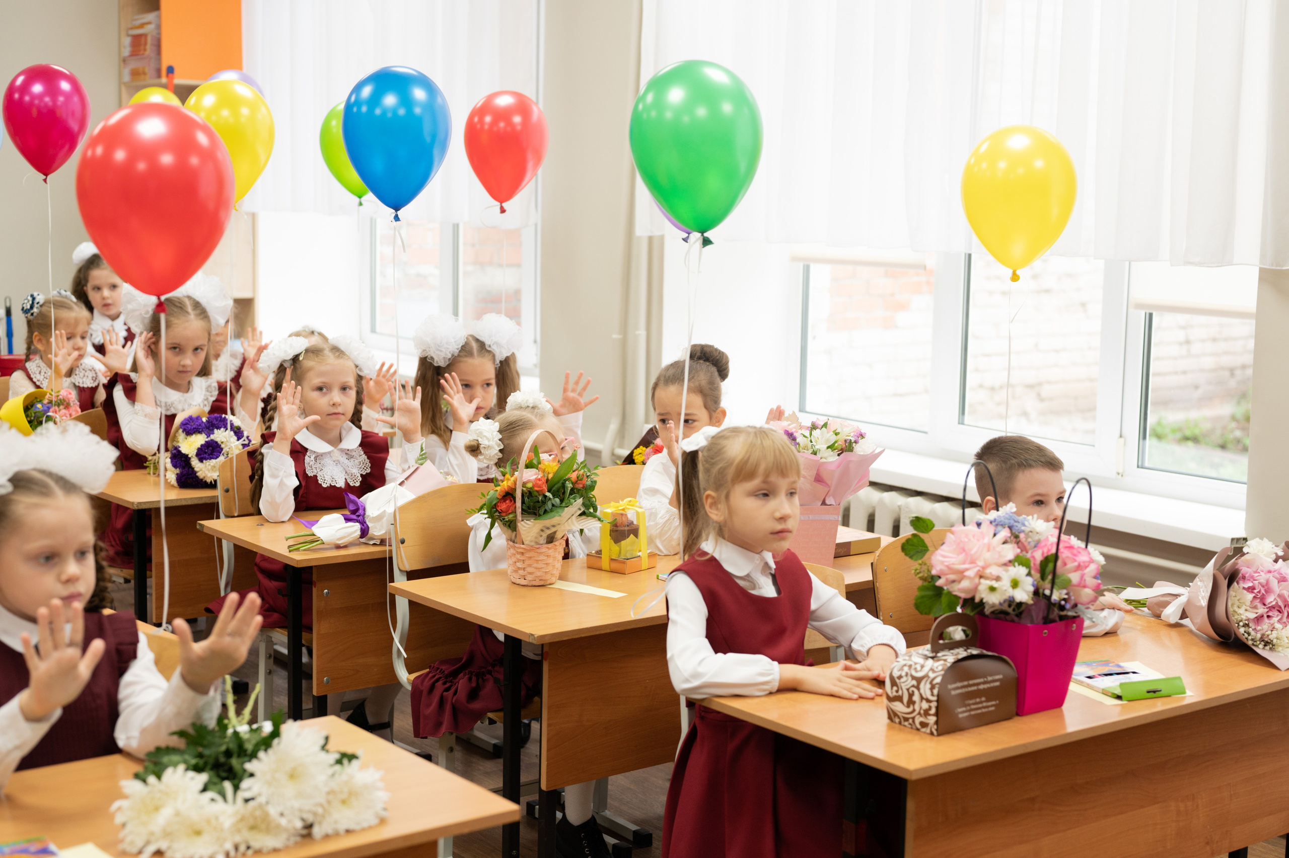 1 сентября 1 К 16 гимназия репортаж, линейка +в классе. Фотограф новорожденных, семейный детский в Тюмени Татьяна Морозова