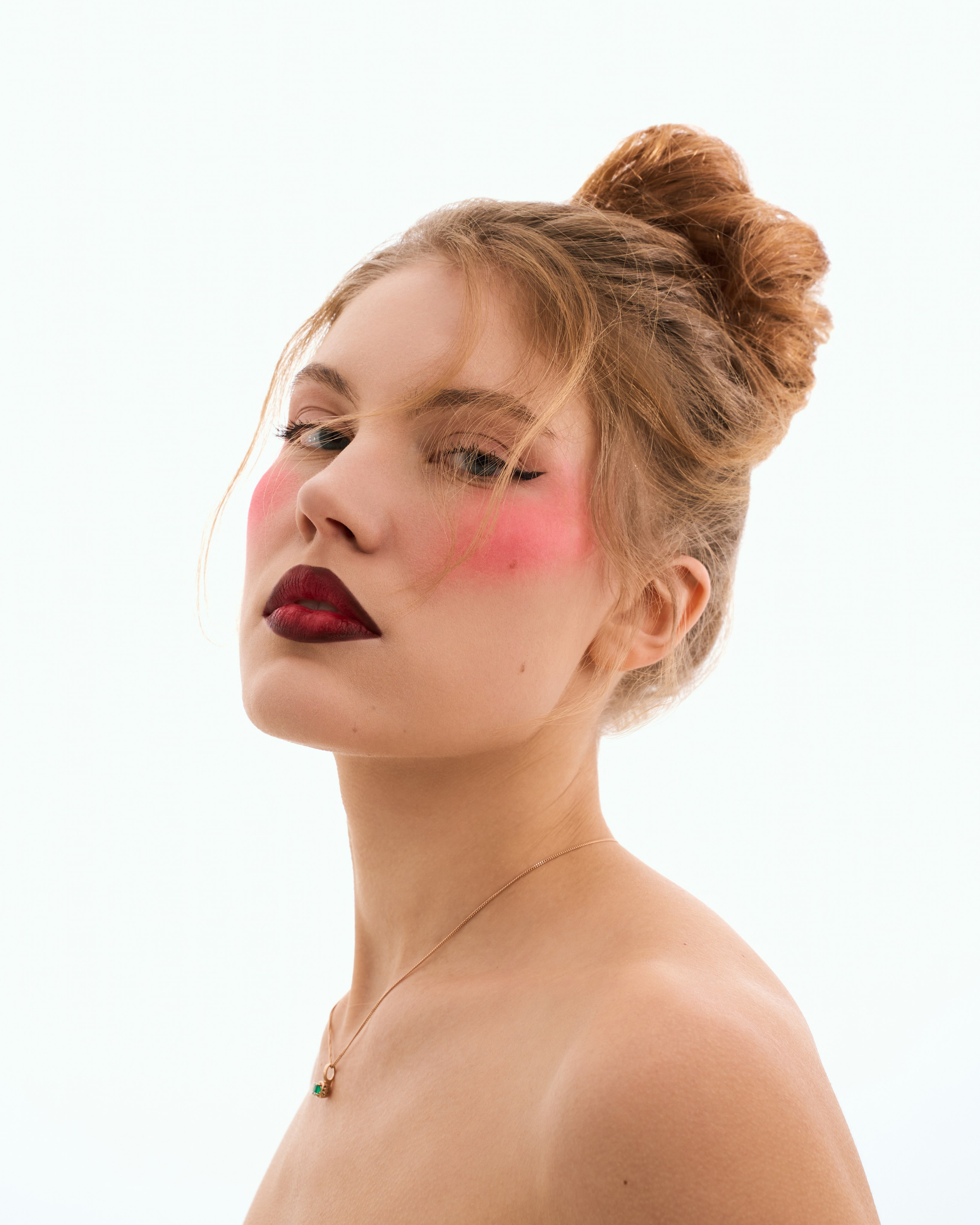 Beauty. Mary Babaeva retoucher