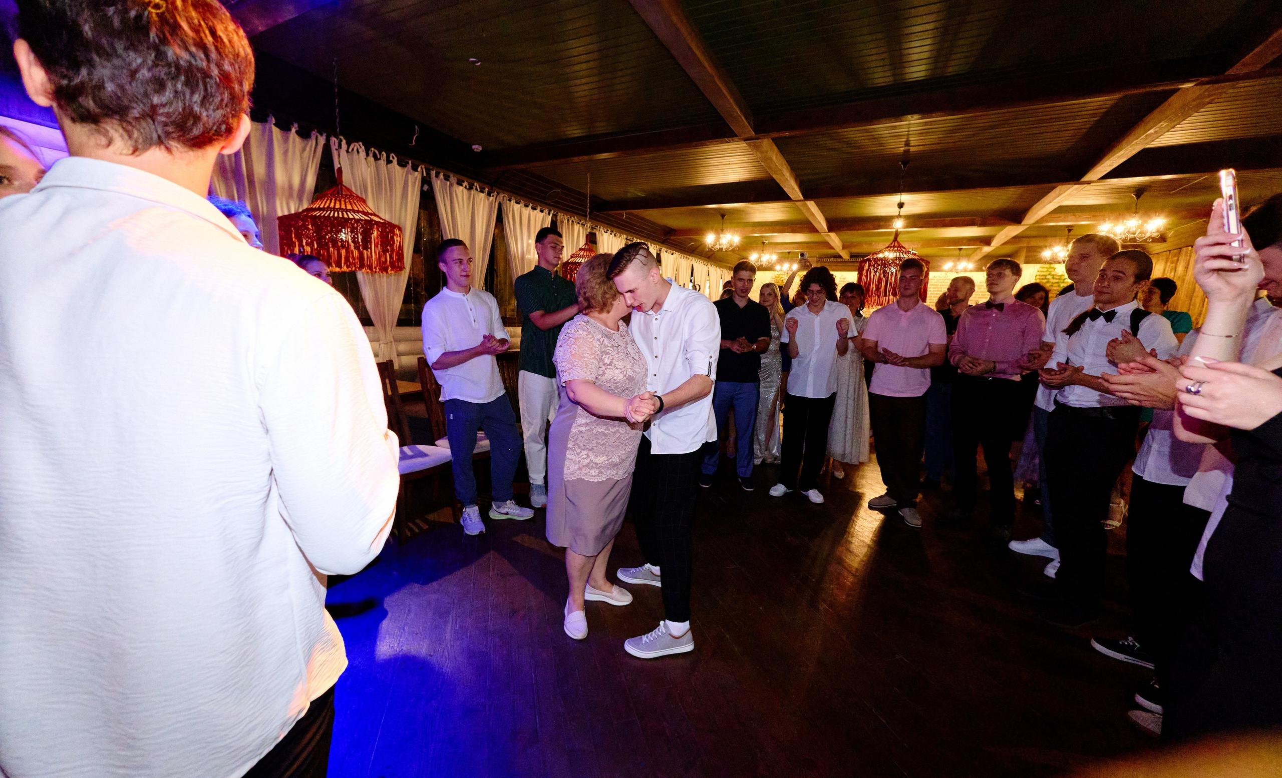 Выпускной 35 Сош. Фотограф Выпускные альбомы Таганрог Сергей Коробченко