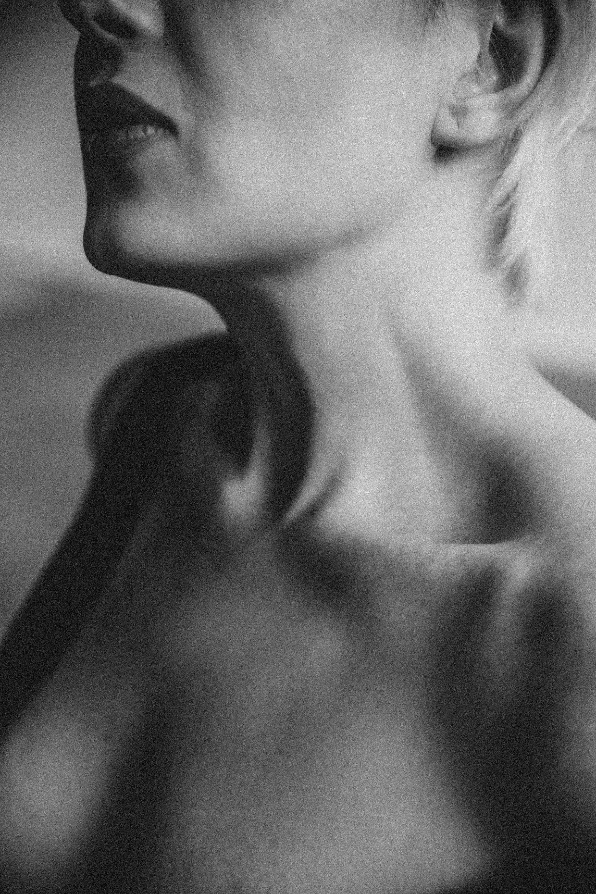 Женское тело. Фотограф в Серпухове и Тарусе Ксения Царёва