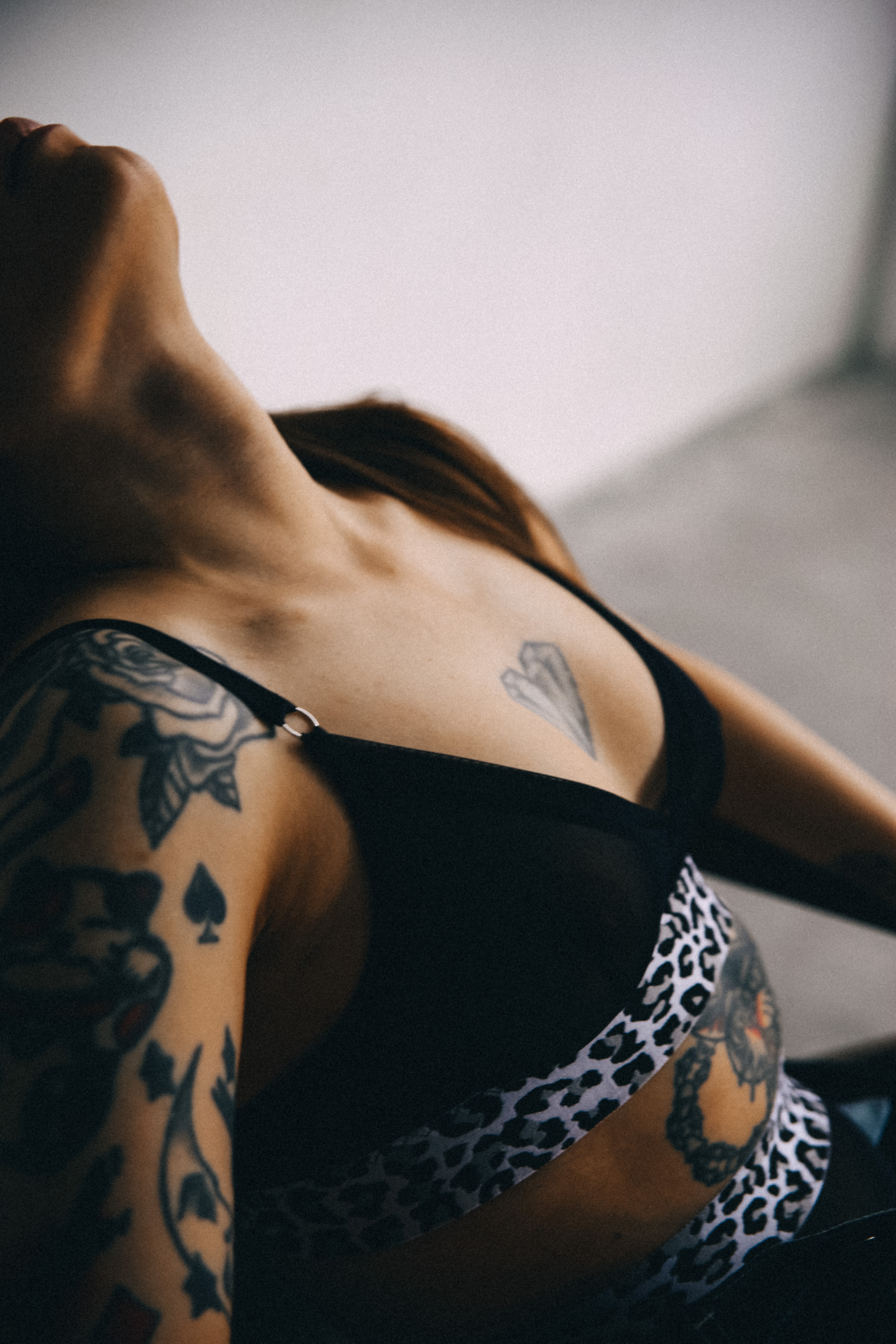 Женское тело. Фотограф в Серпухове и Тарусе Ксения Царёва