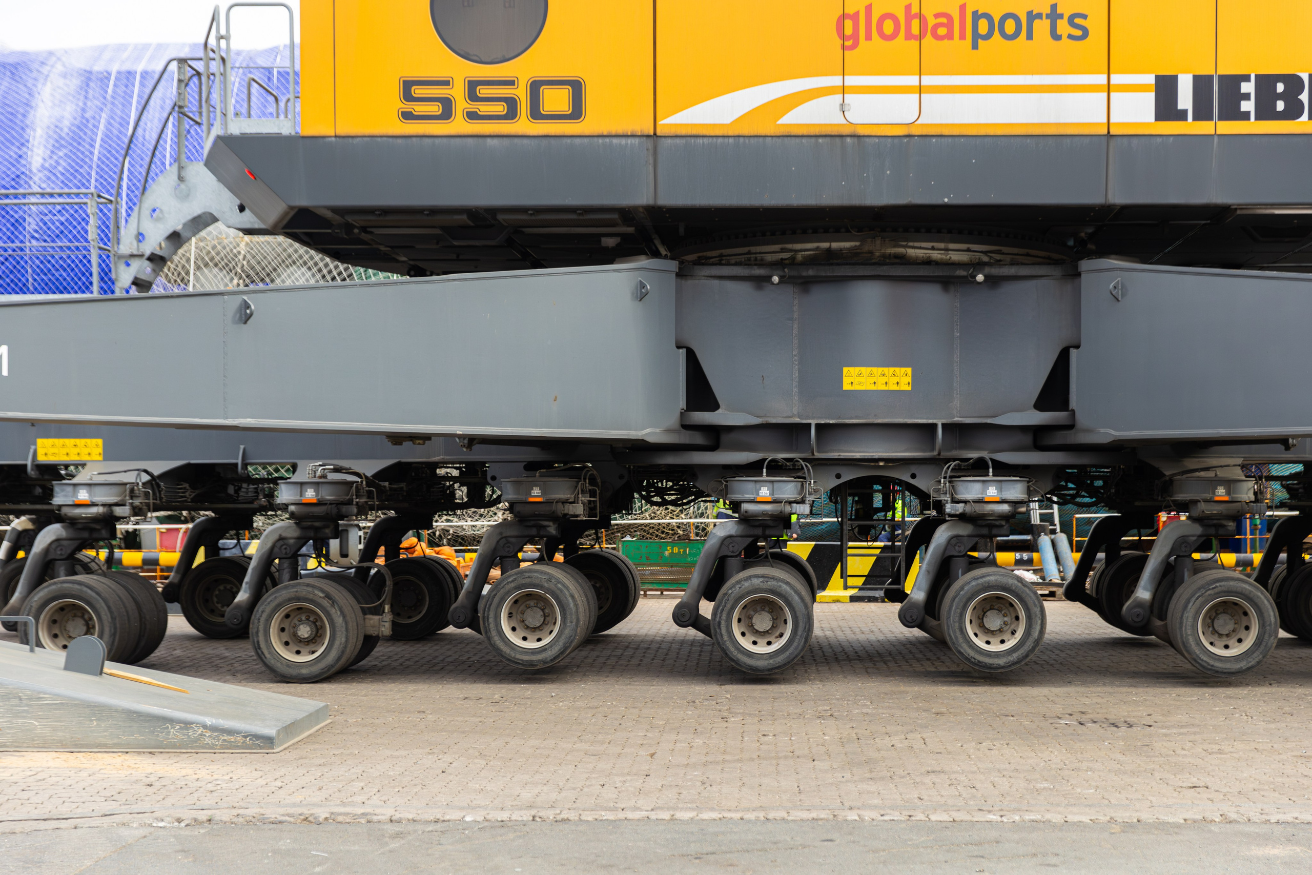 Разгрузка в порту. Снимаю съемки