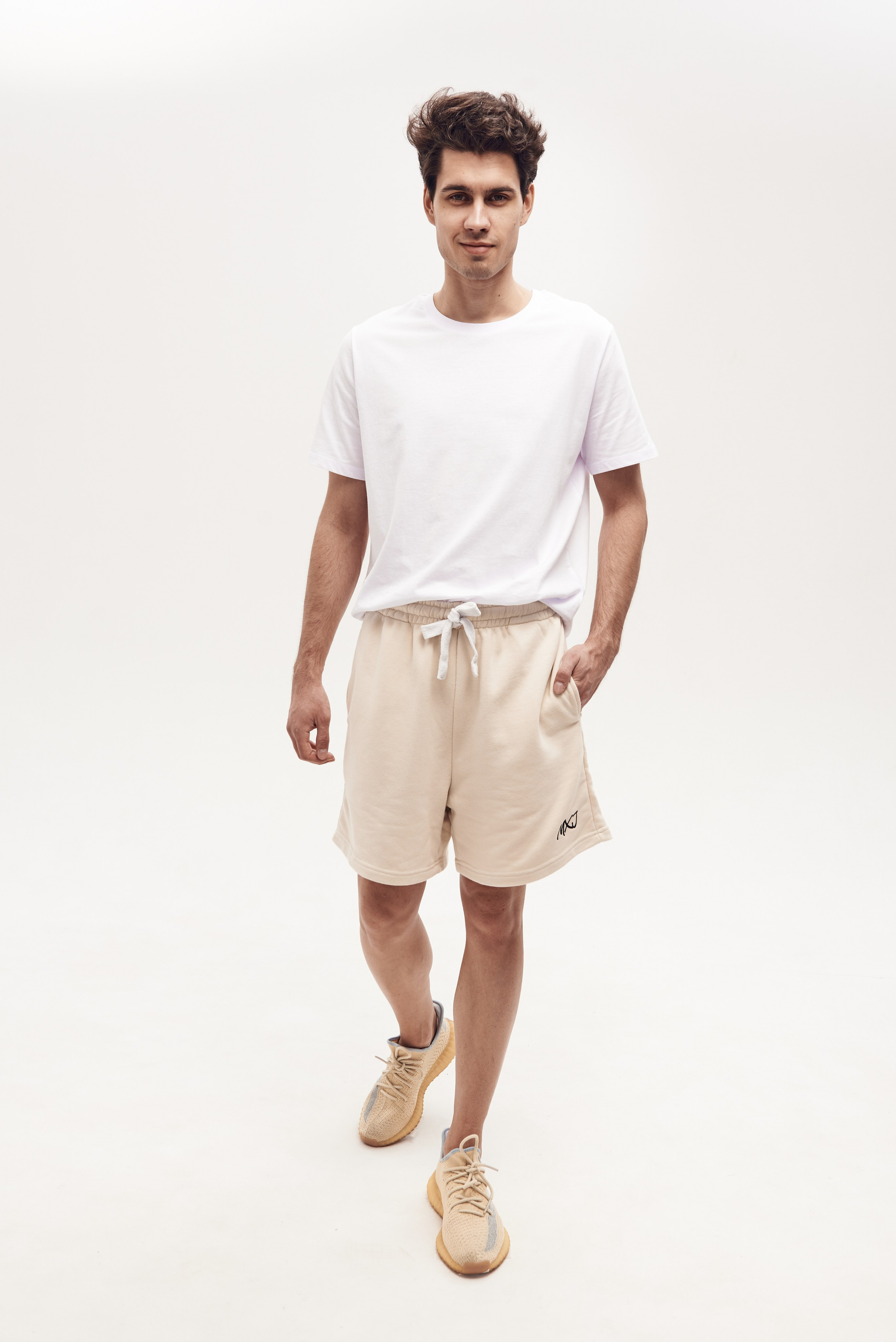 Съёмка одежды для маркетплейсов. Фотограф в Нижнем Новгороде Юлия Рачинская