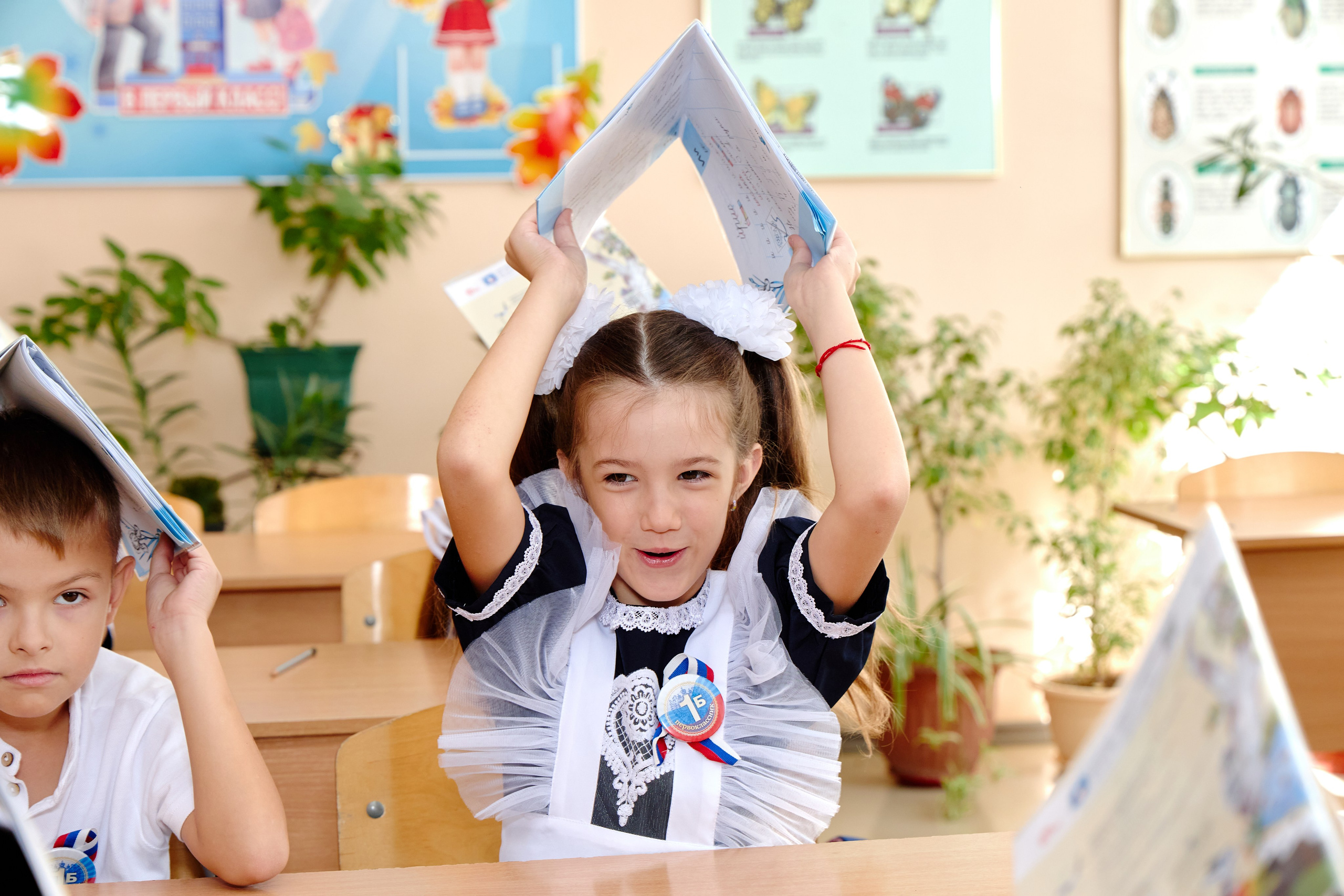 Сьемка репортаж в школе + проект Первоклашка. Фотограф Выпускные альбомы Таганрог Сергей Коробченко