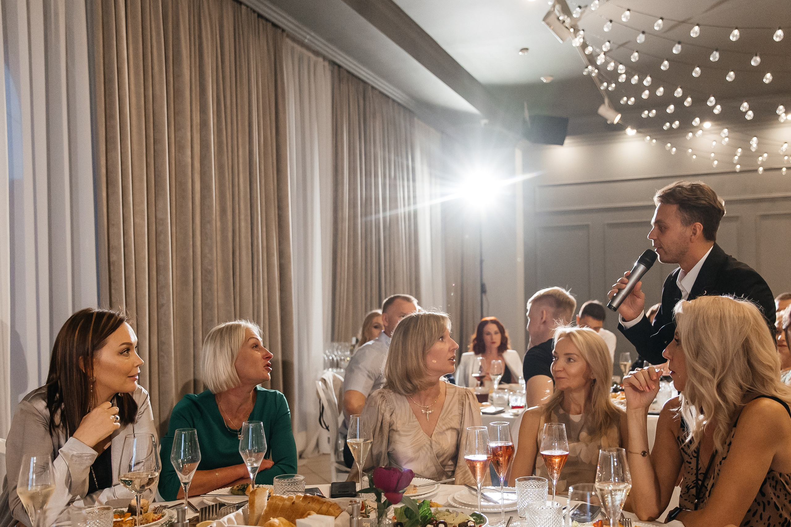 2023-06-23 Выпускной МБОУ СОШ № 10. Фотограф в Красноярске