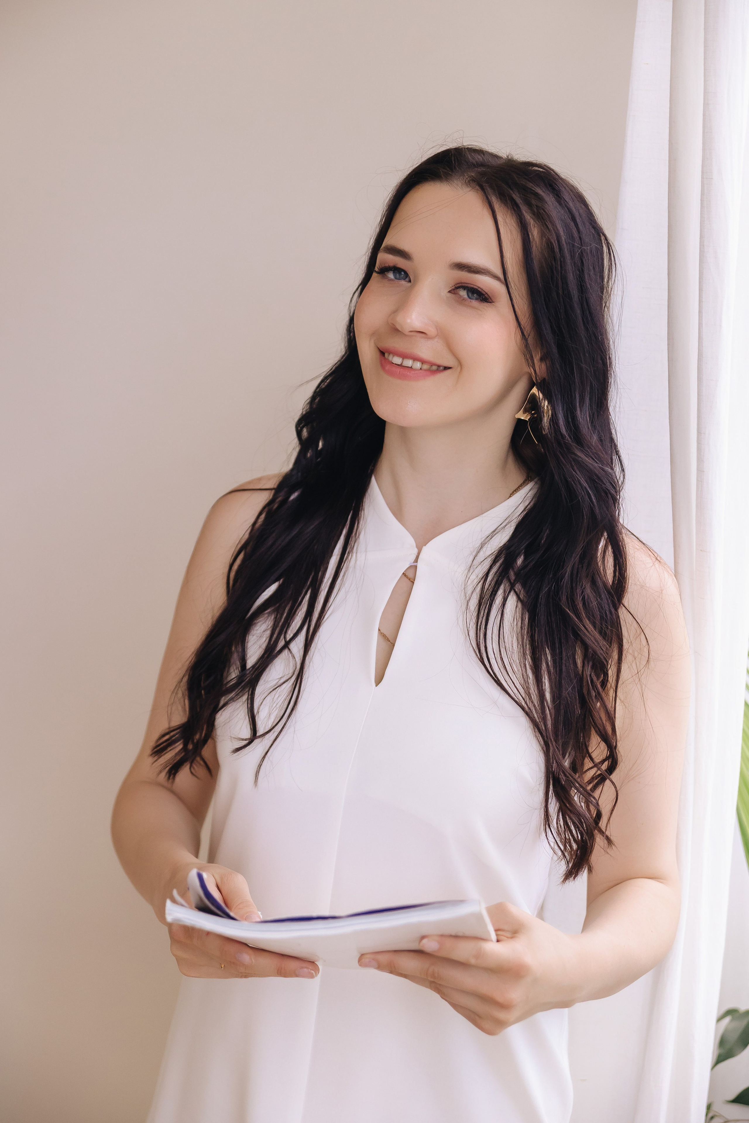 Семейная фотосессия в студии. Свадебный, семейный фотограф, контент съёмка. Екатеринбург. Елена Граф