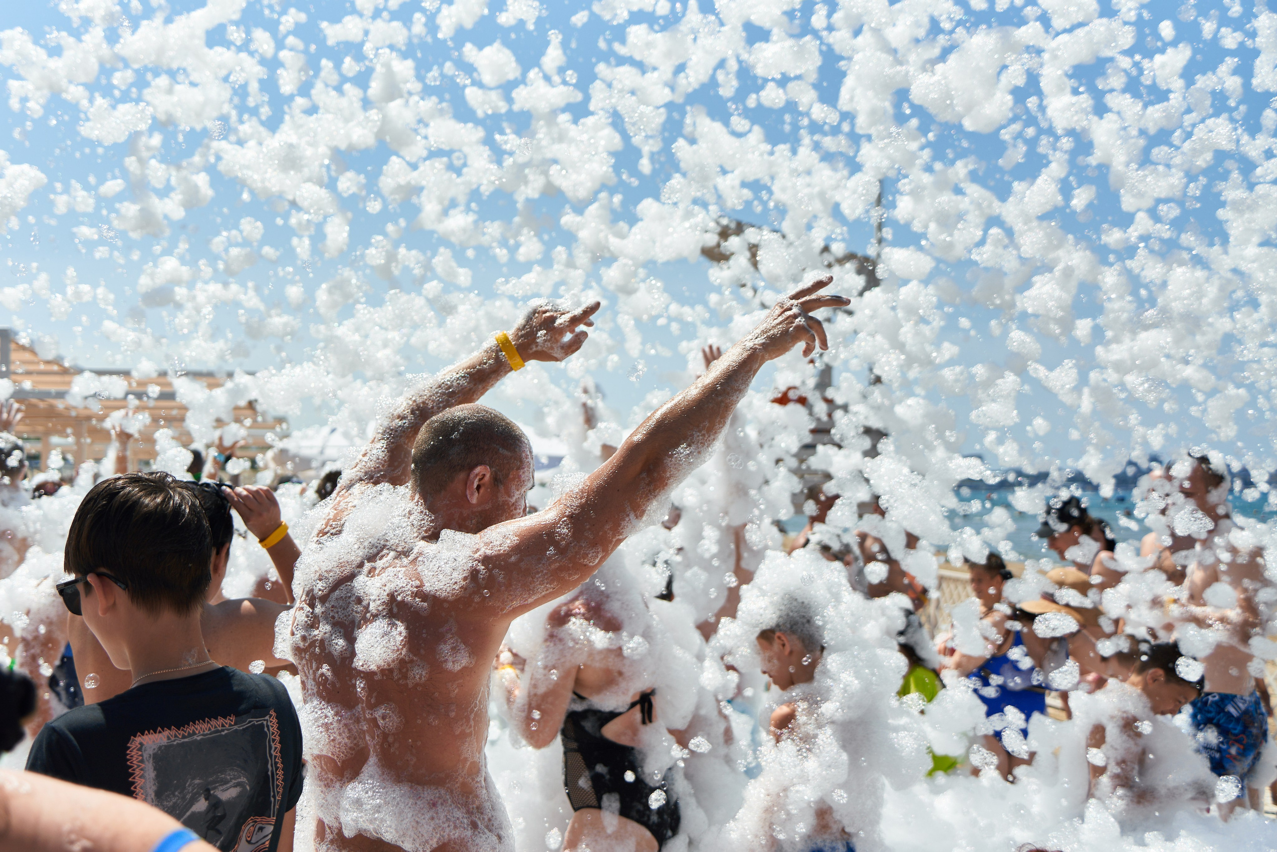 Фотограф на мероприятие Артем Ковальский. Профессиональный фотограф в Анапе Артем Ковальский