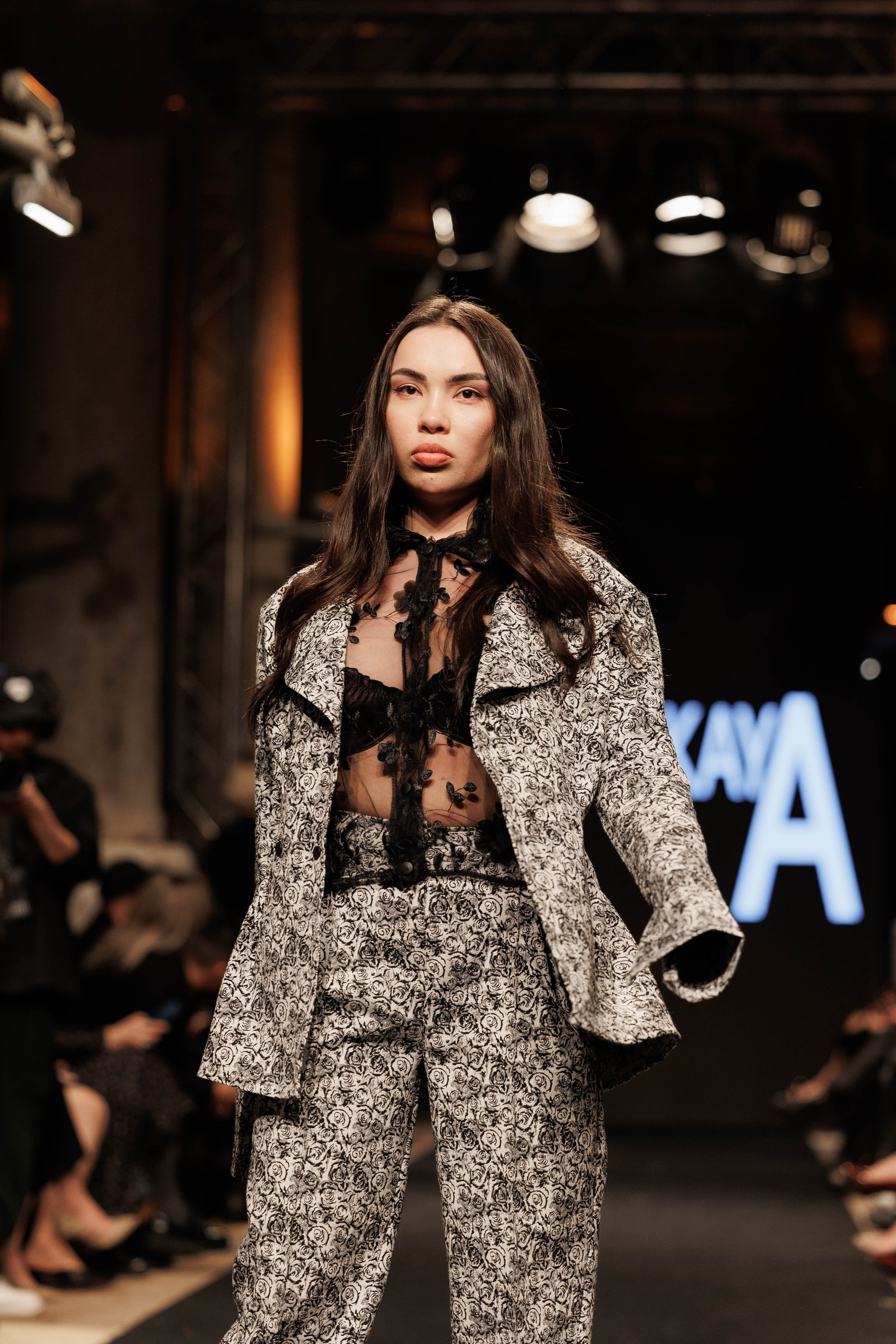 IFB-показ. About