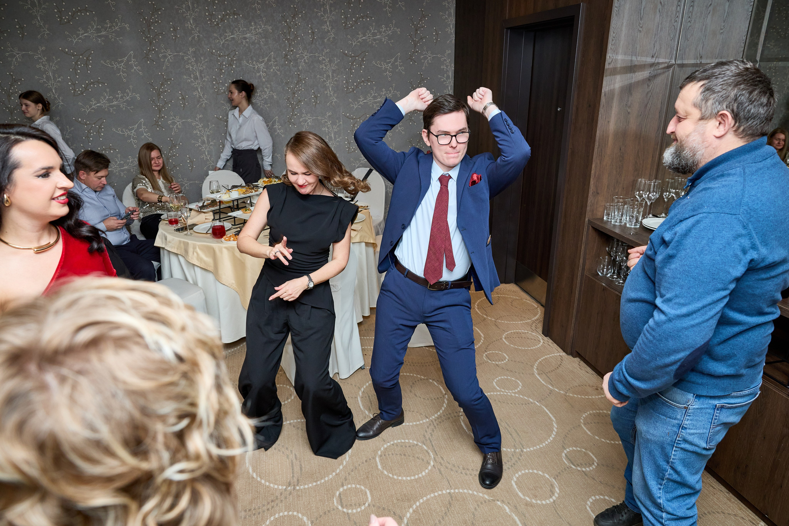 Съёмка корпоративов, банкетов. Фотограф в Новосибирске Алена Скокова
