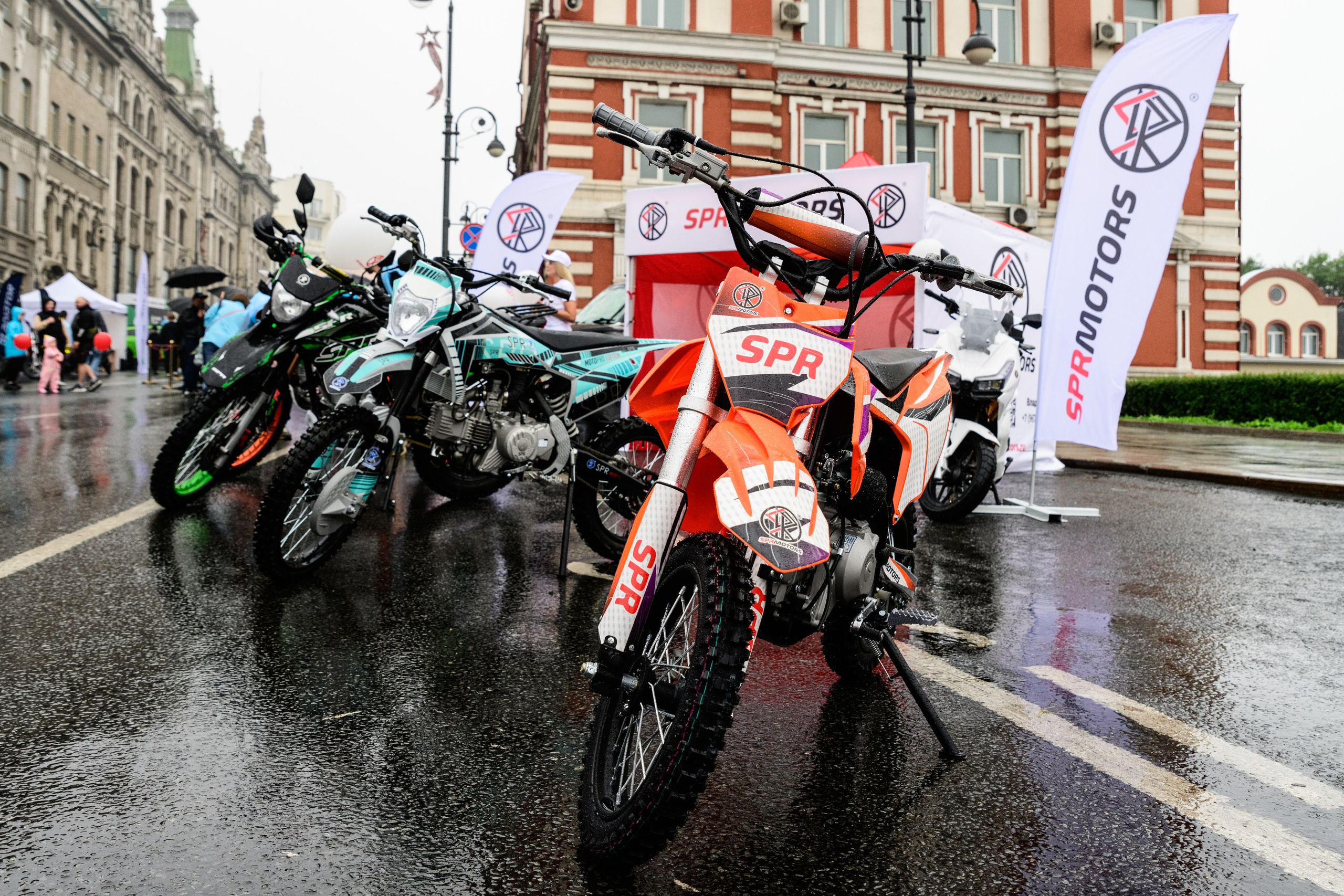 Автосалон 2026 SPR Motors. Репортажный фотограф во Владивостоке Таня Терехина