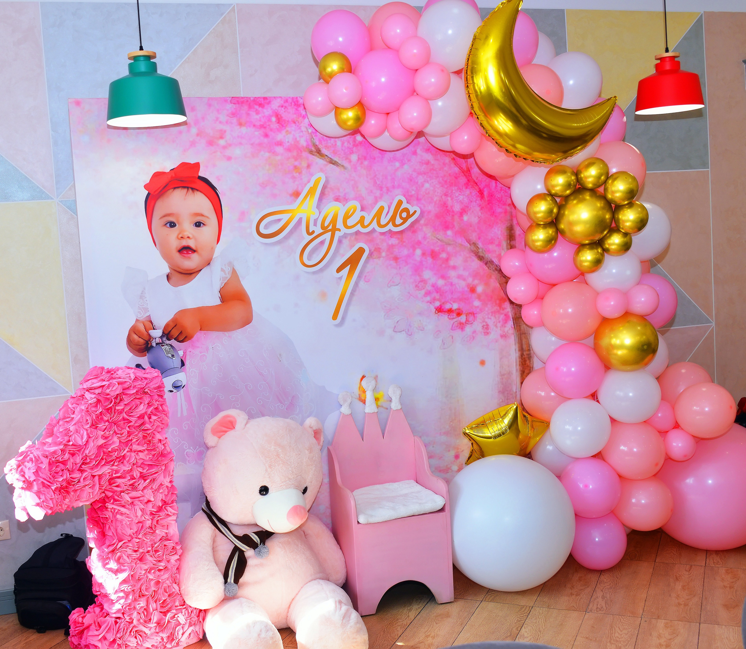 Дети-5 (Адель-1годик). Фотосъёмка. Фотограф Сергей Авдеев-семейный и детский фотограф в Алматы