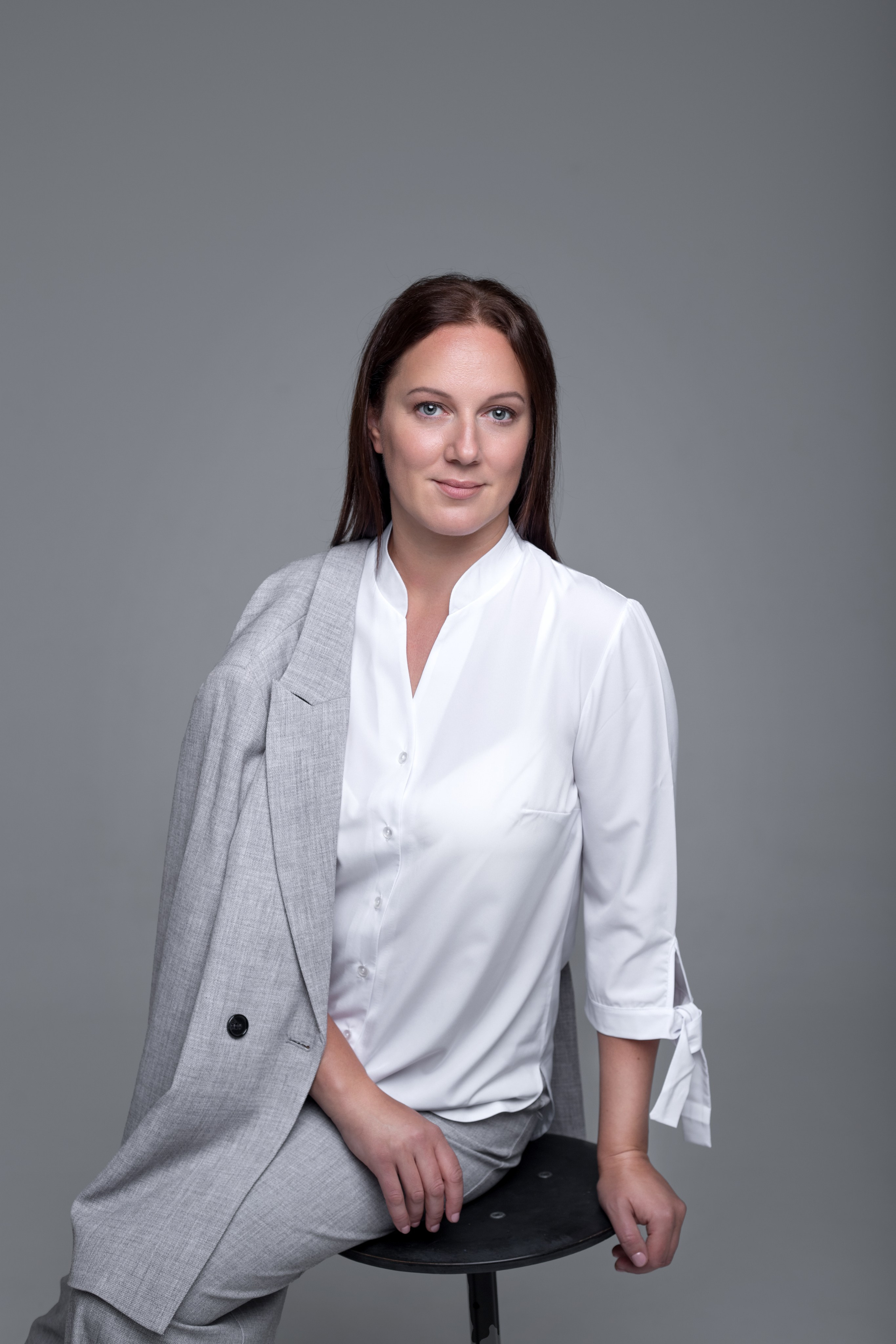 Бизнес портрет -Корпоративная съёмка в студии