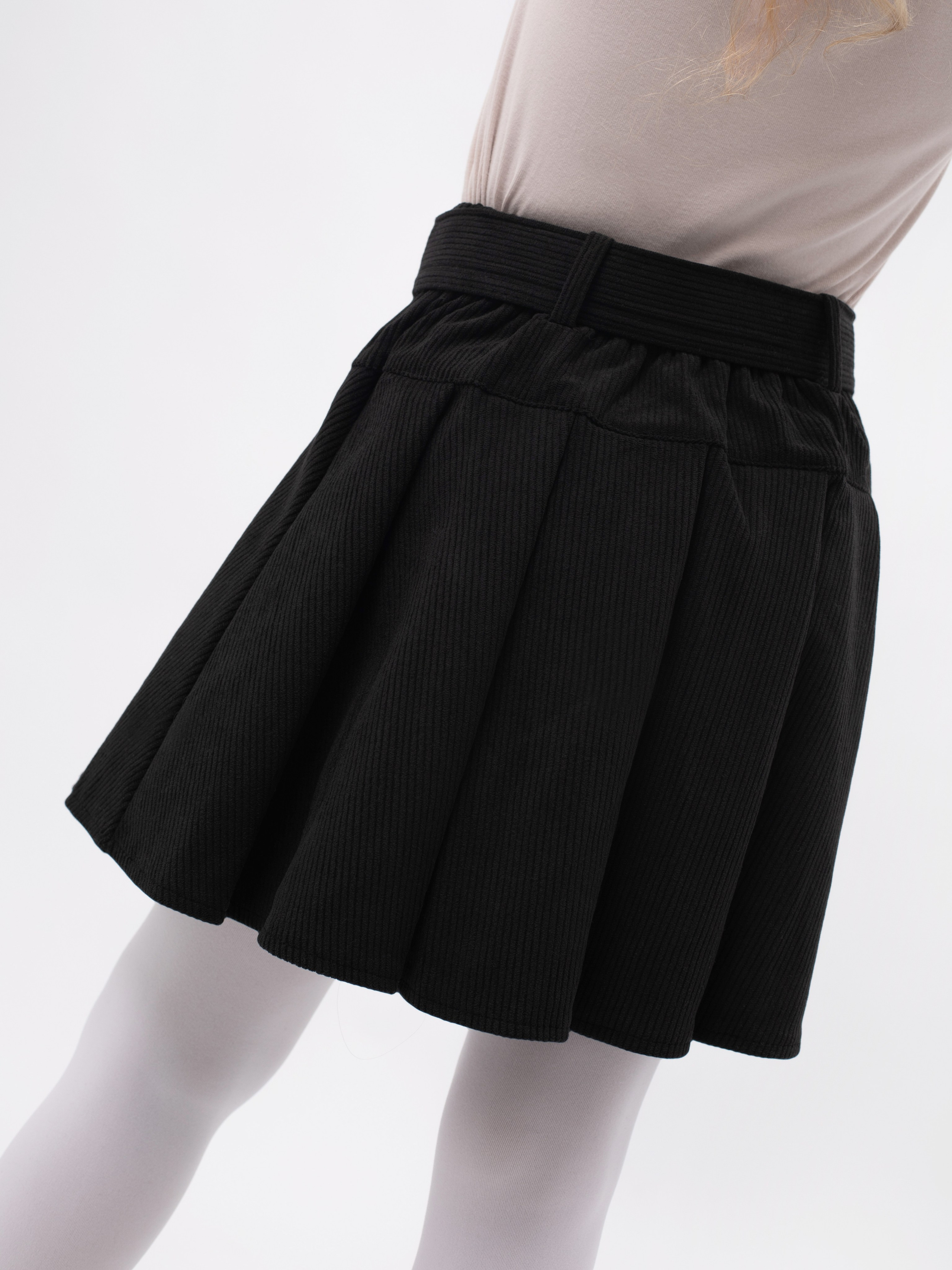 Школьная одежда. Фотостудия предметной и модельной съёмки для маркетплейсов