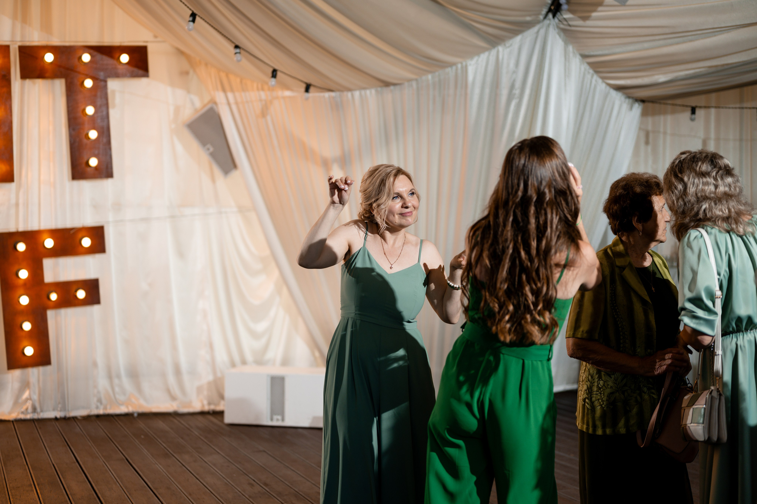 Владислав & Ольга 07.2023. Свадебный и семейный фотограф в СПб Валерия Фомичева