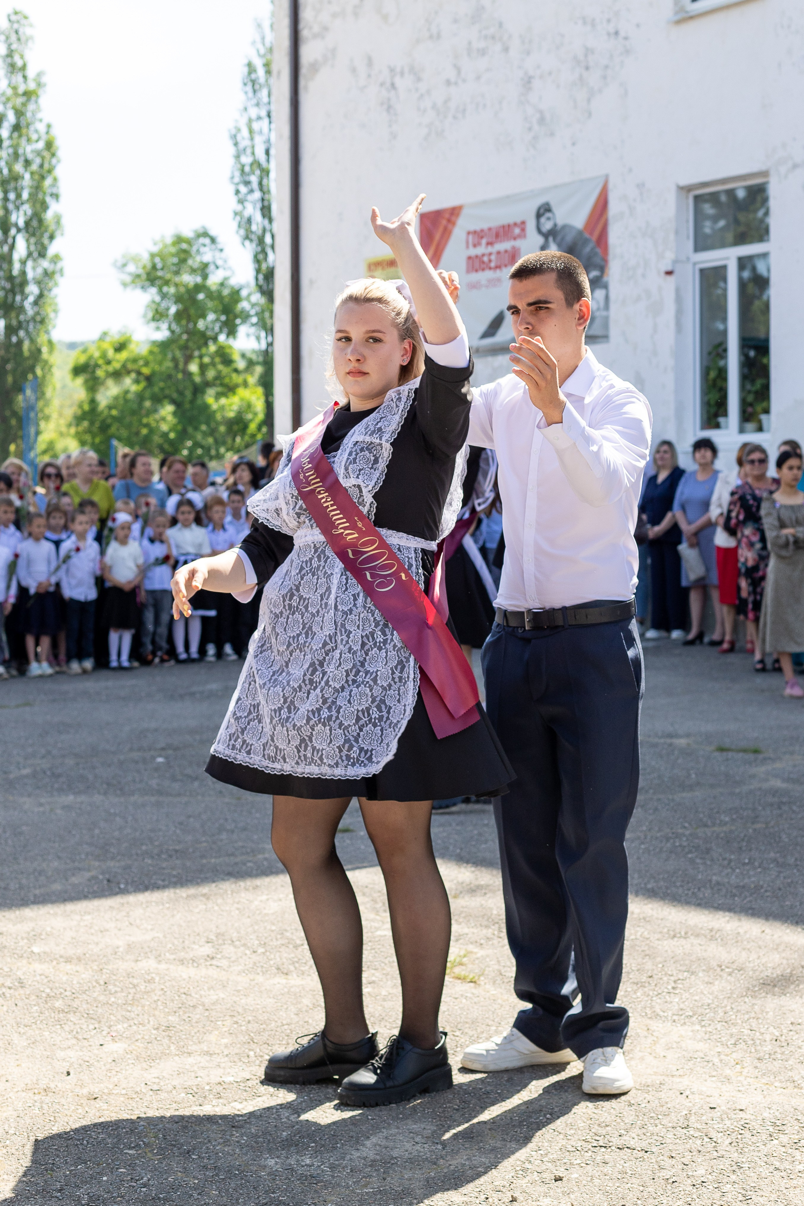 Последний звонок. Выпускные альбомы Майкоп, Краснодар Елена Золотарева