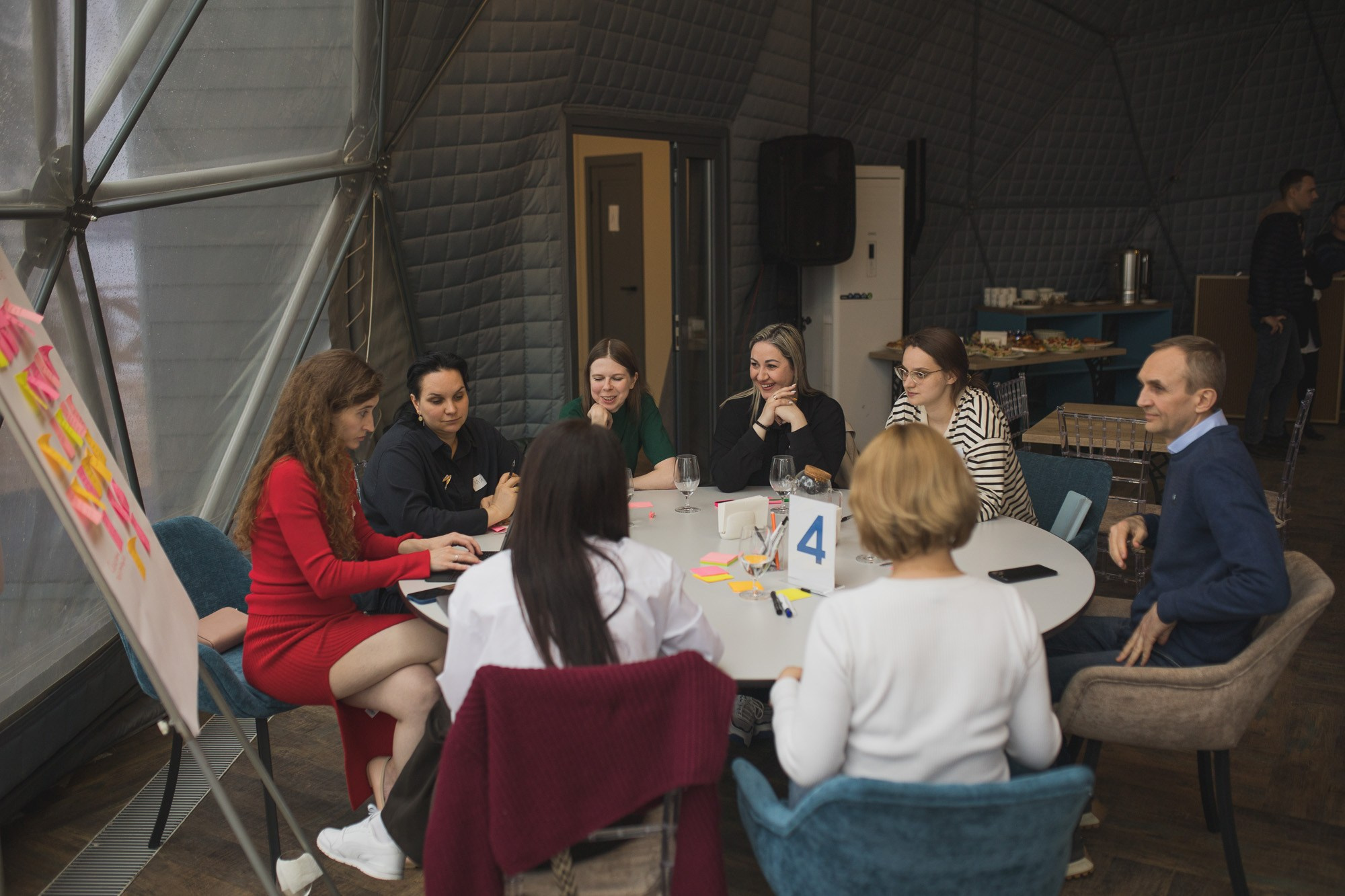 Стратегическая сессия Выкса-фестиваля. Фотограф городских и семейных событий Артем Карпухин