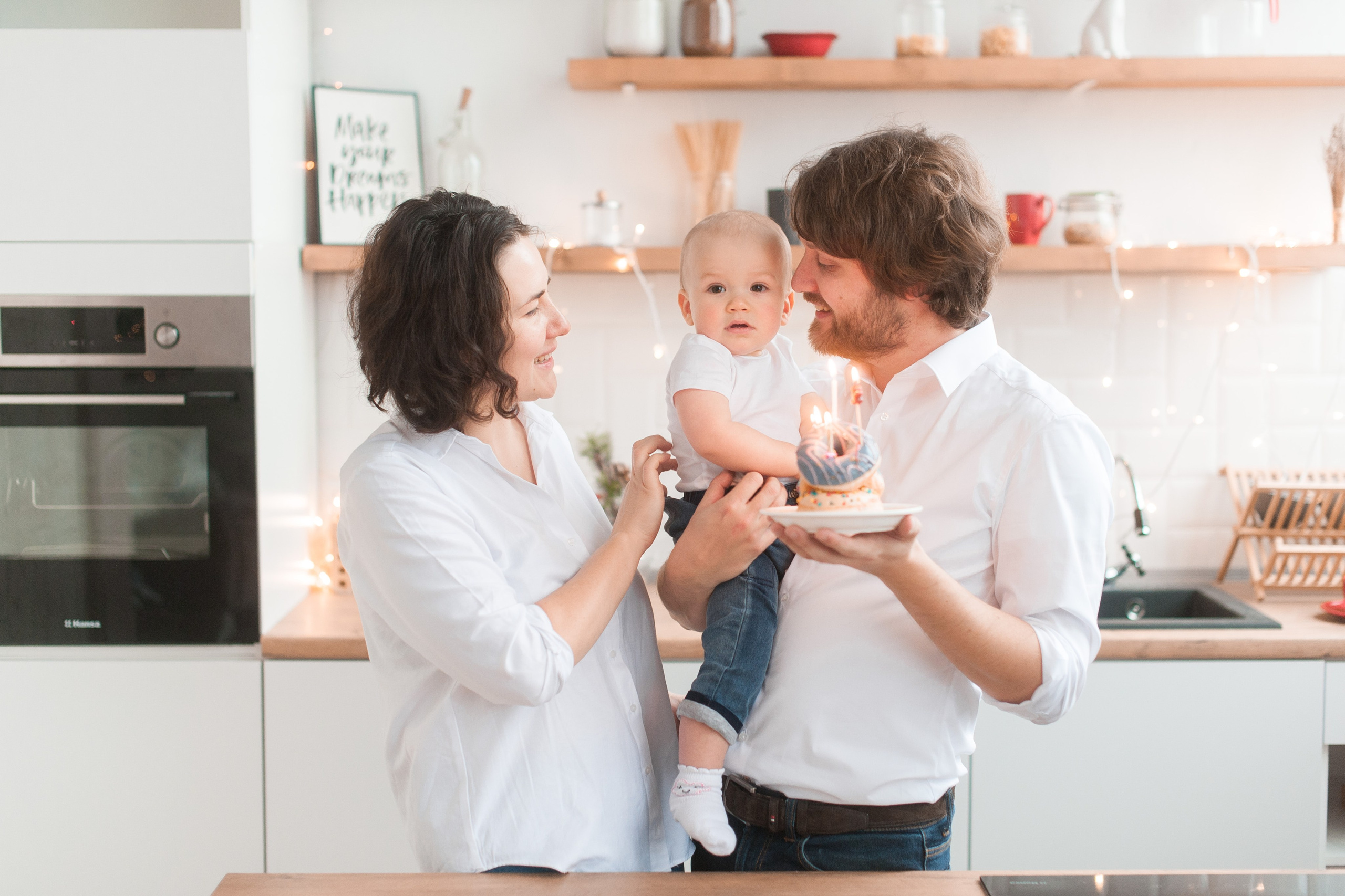 Семейная фотосессия - семейная и детская фотосъемка в студии Калинингр. Свадебный фотограф Калининград - Александр Зубанов