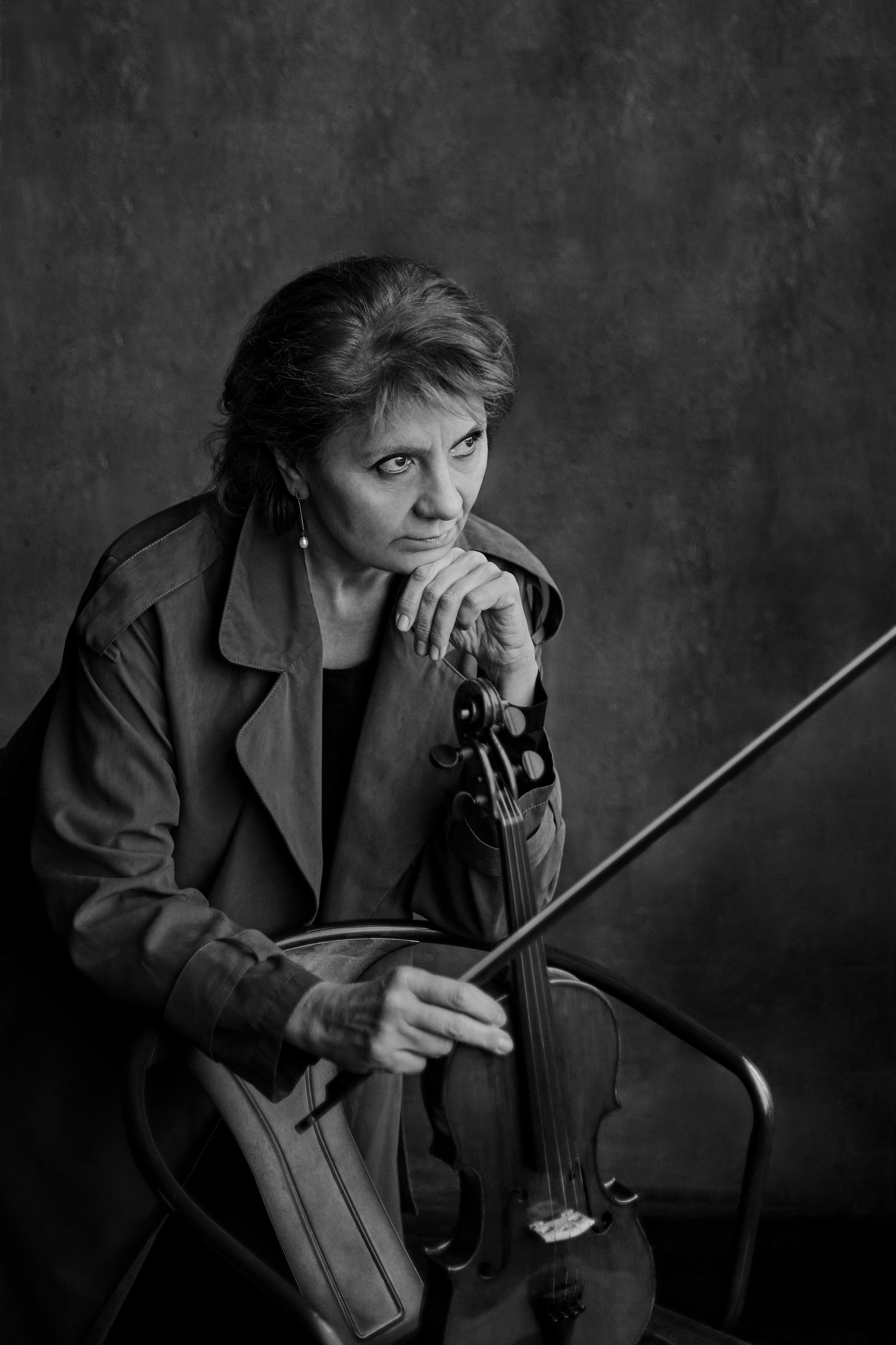 Со скрипкой. Главная