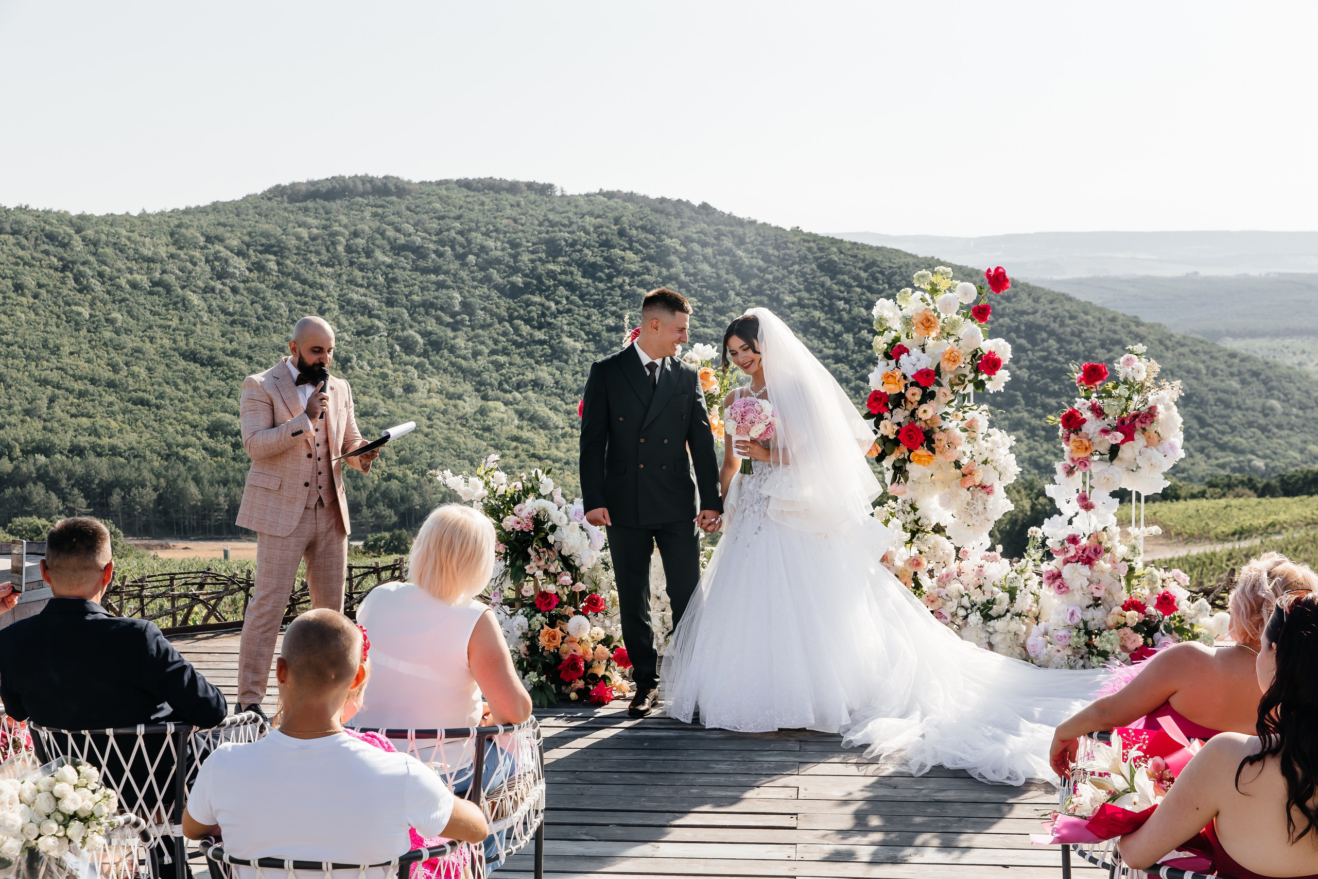 Свадьба на винодельне. Анонс для Ивана и Виктории. Свадебный фотограф в Крыму и Севастополе Ольга Баскакова