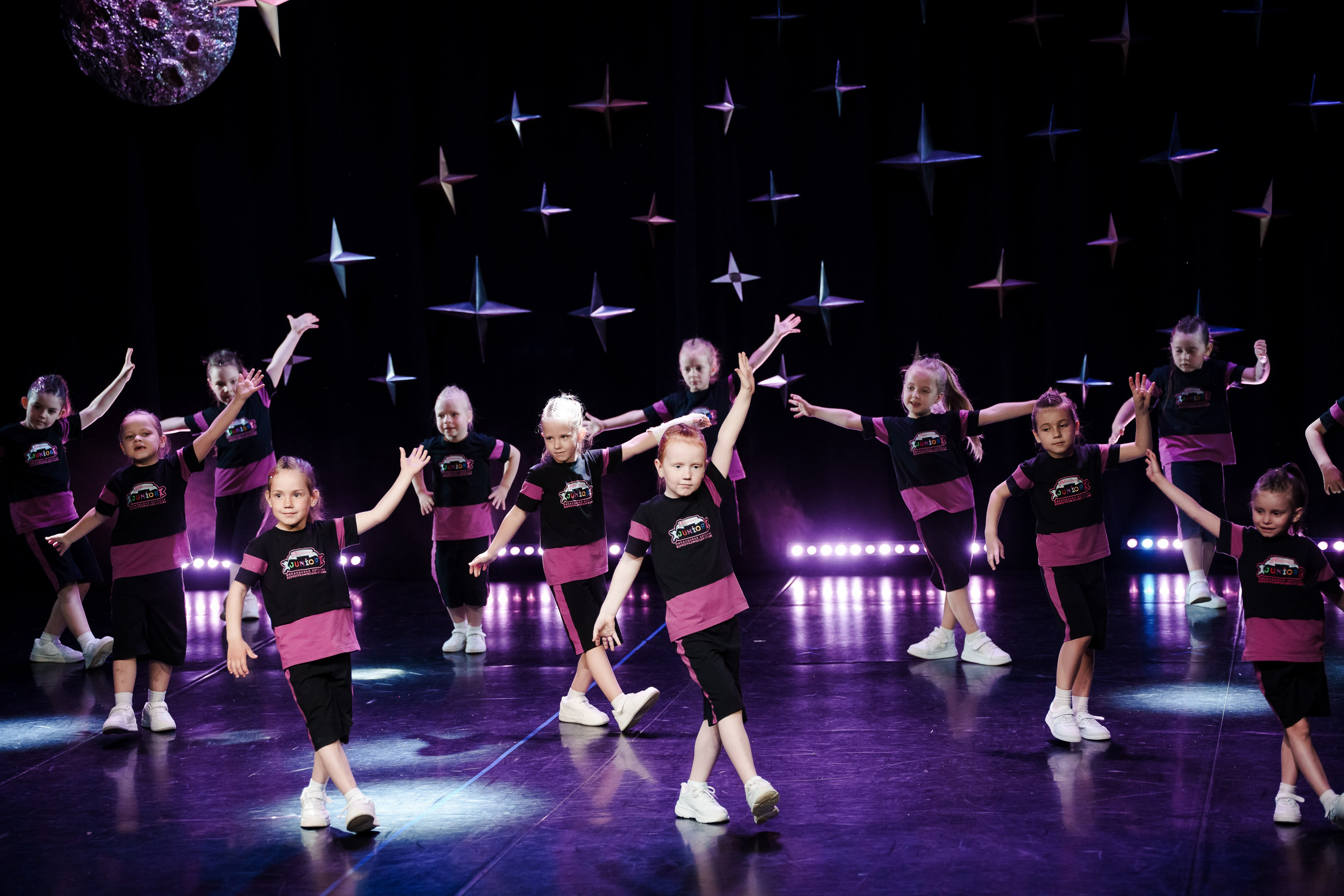 Концерт «Миллениум Джуниор» г. Ростов Великий. Репортажный фотограф Сергей Сажин г. Ярославль