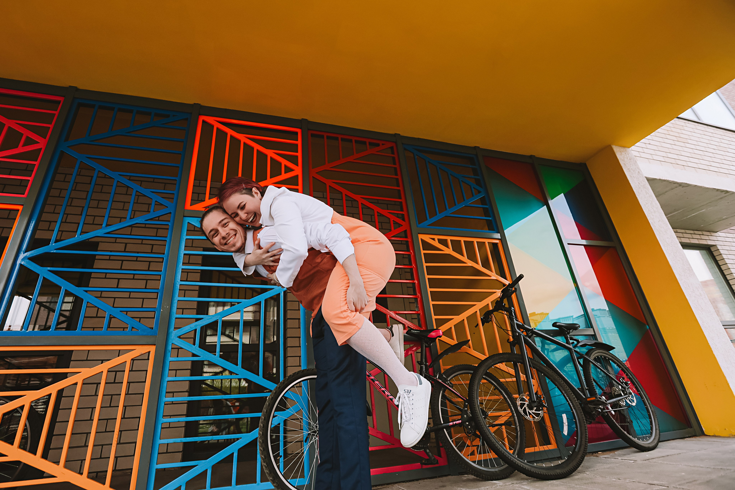 Яркая лав стори. Семейный фотограф Тюмень, фотограф на роды Салмина Мария