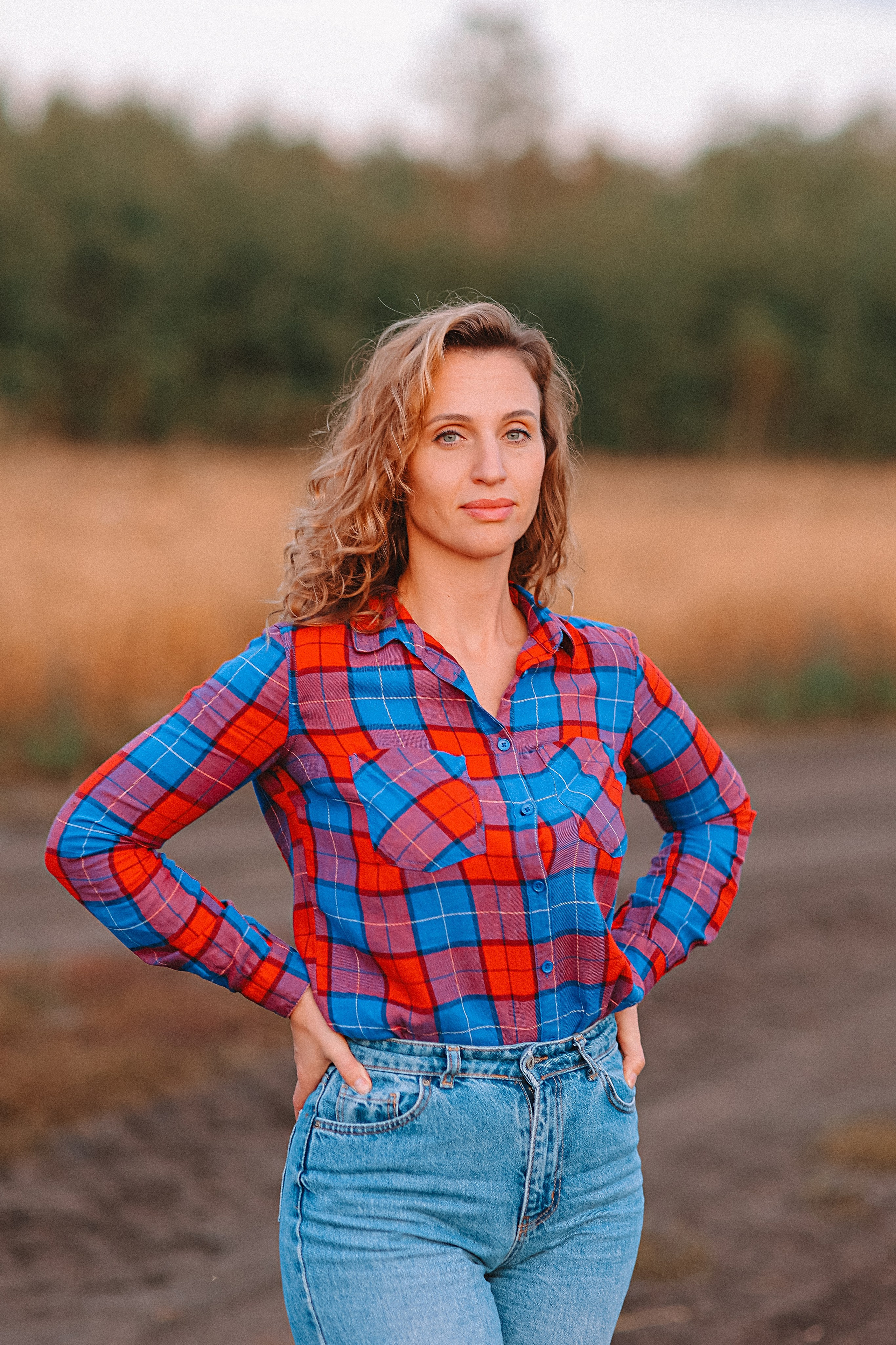 Поле. Семейный фотограф Тюмень, фотограф на роды Салмина Мария