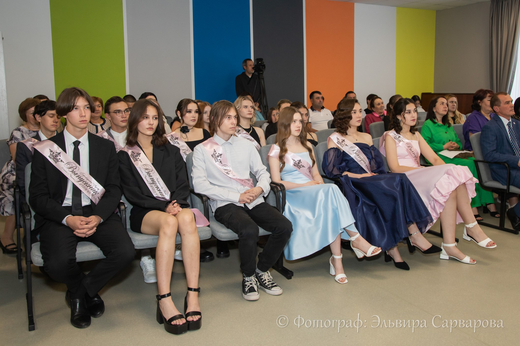 Вручение аттестатов 11 класс. Репортажный Фотограф