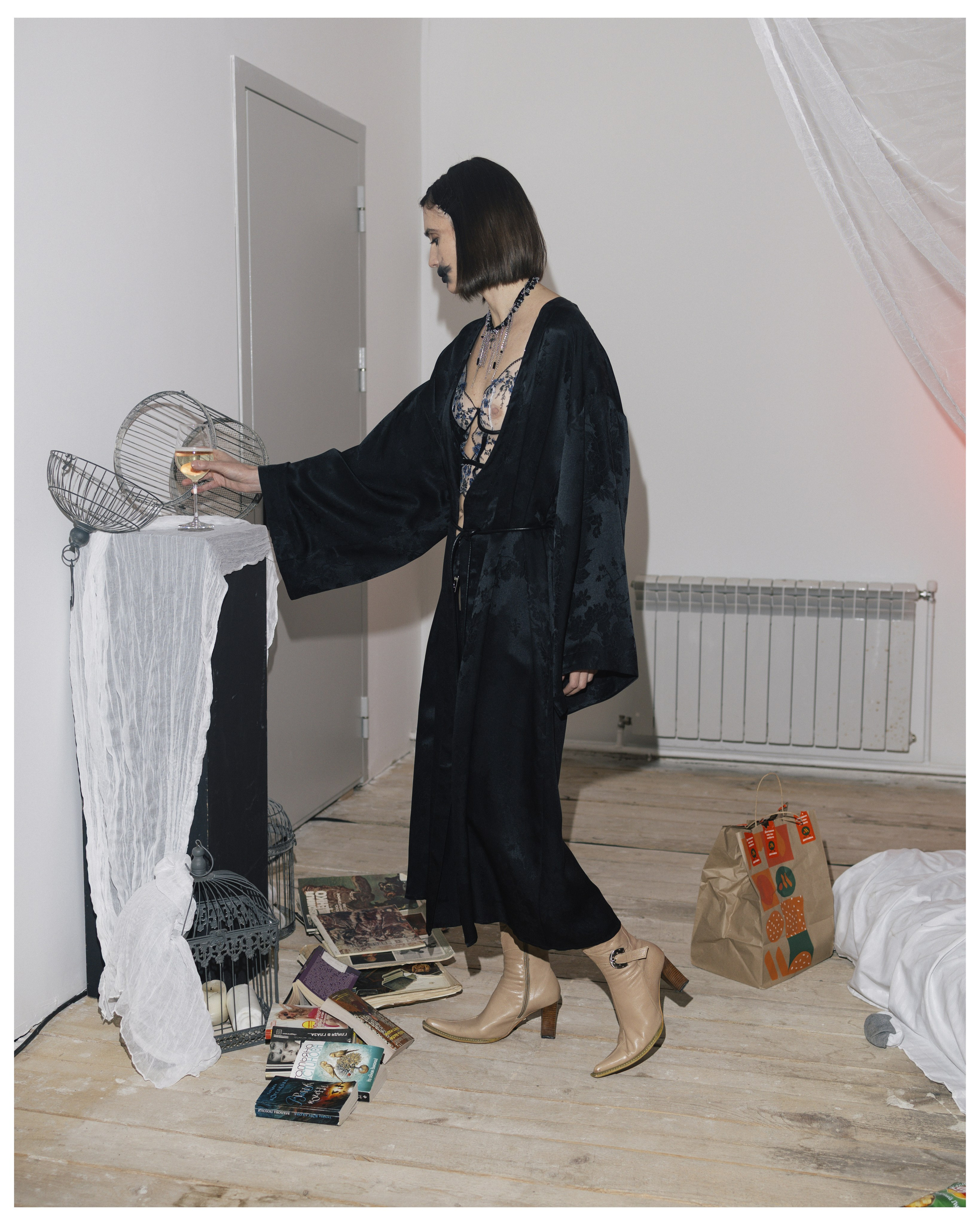 So Dramatic. Nikeli.mag