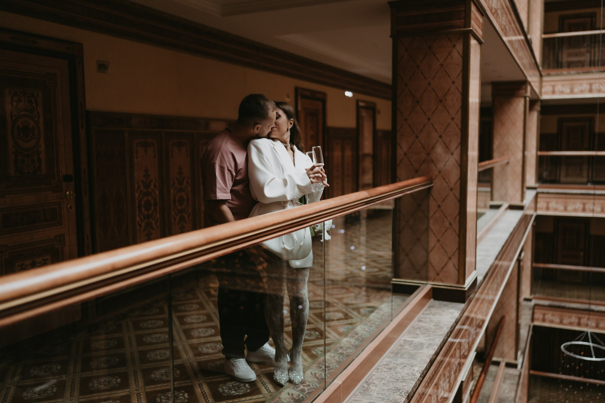 Свадебная фотосессия в отеле Royal. Свадебный и репортажный фотограф в Ярославле Евгений Сальников