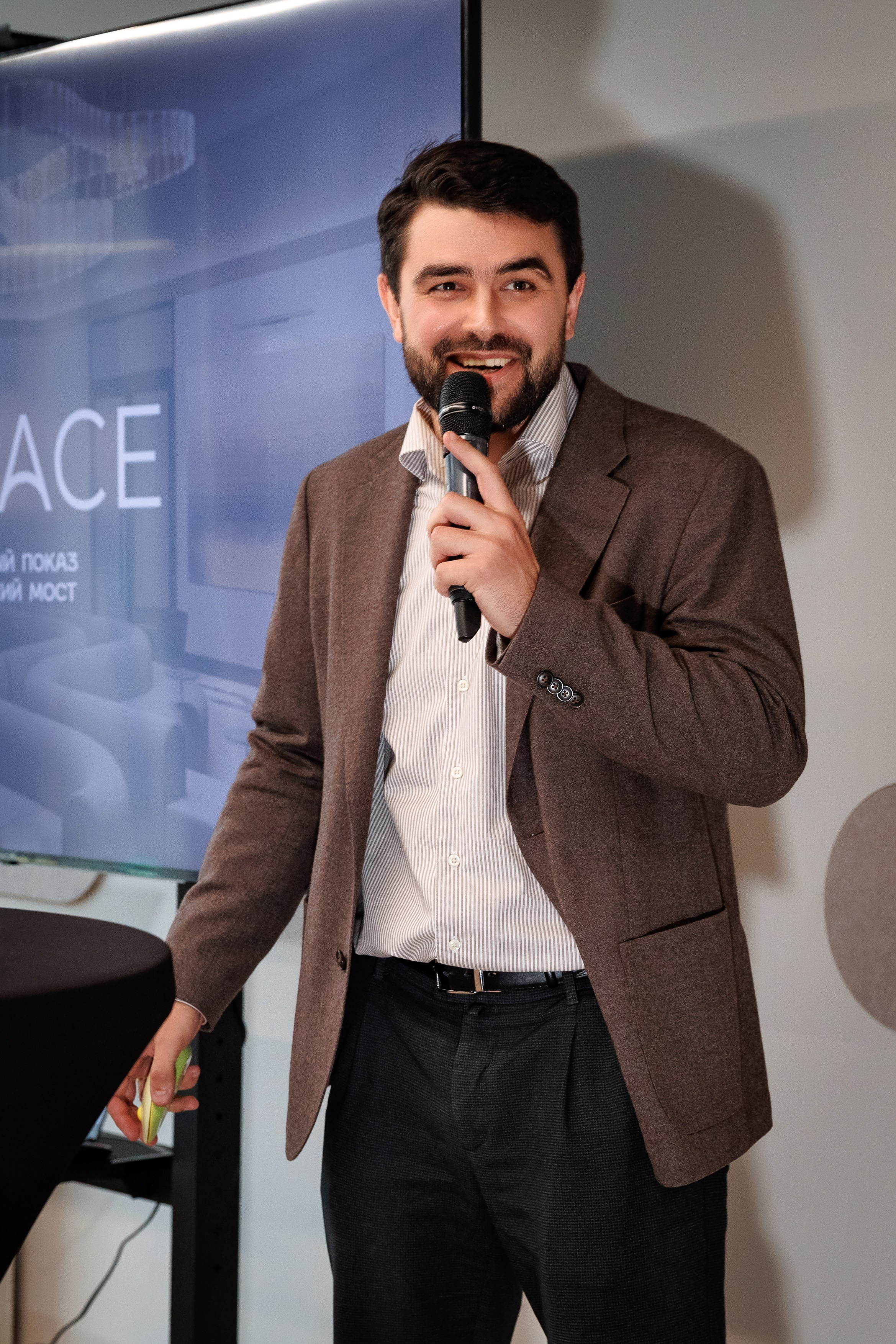 Александр Назаров