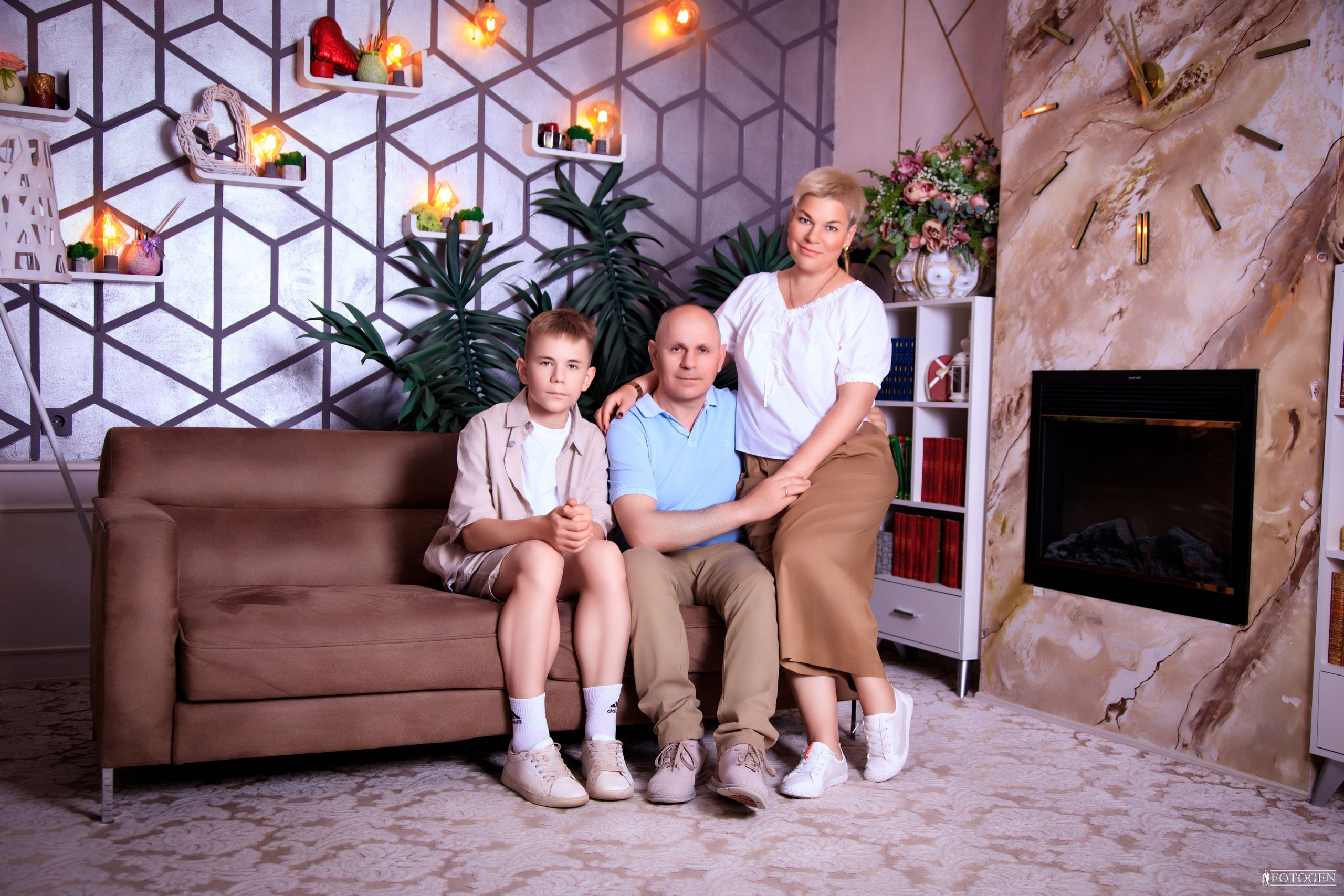 Портфолио фотосессий: родители и взрослые дети | Fotogen. Интерьерная фотостудия FOTOGEN г. Краснодар