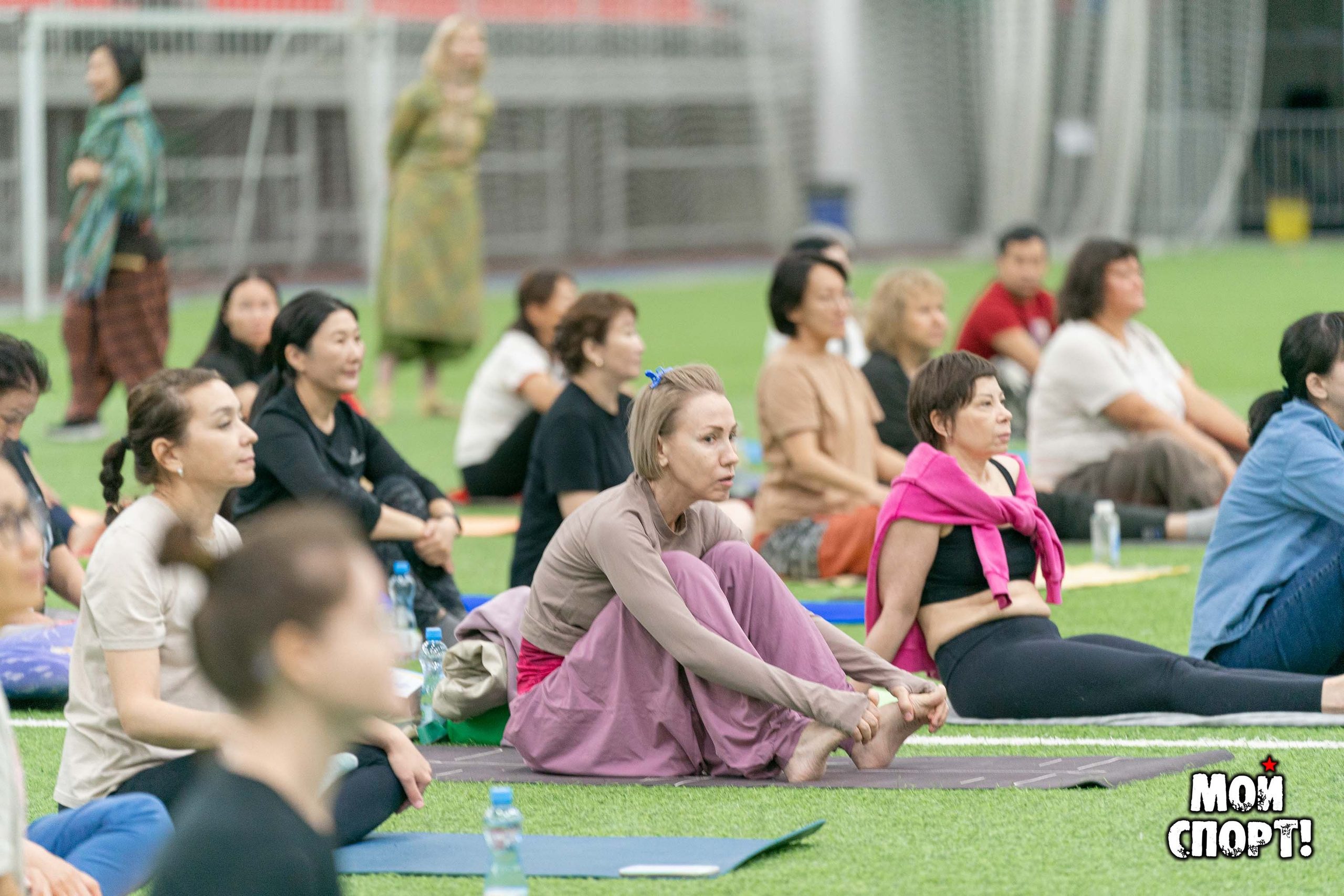 XI Международный день йоги. Студия «Мой Спорт!» — все о спорте в Якутии