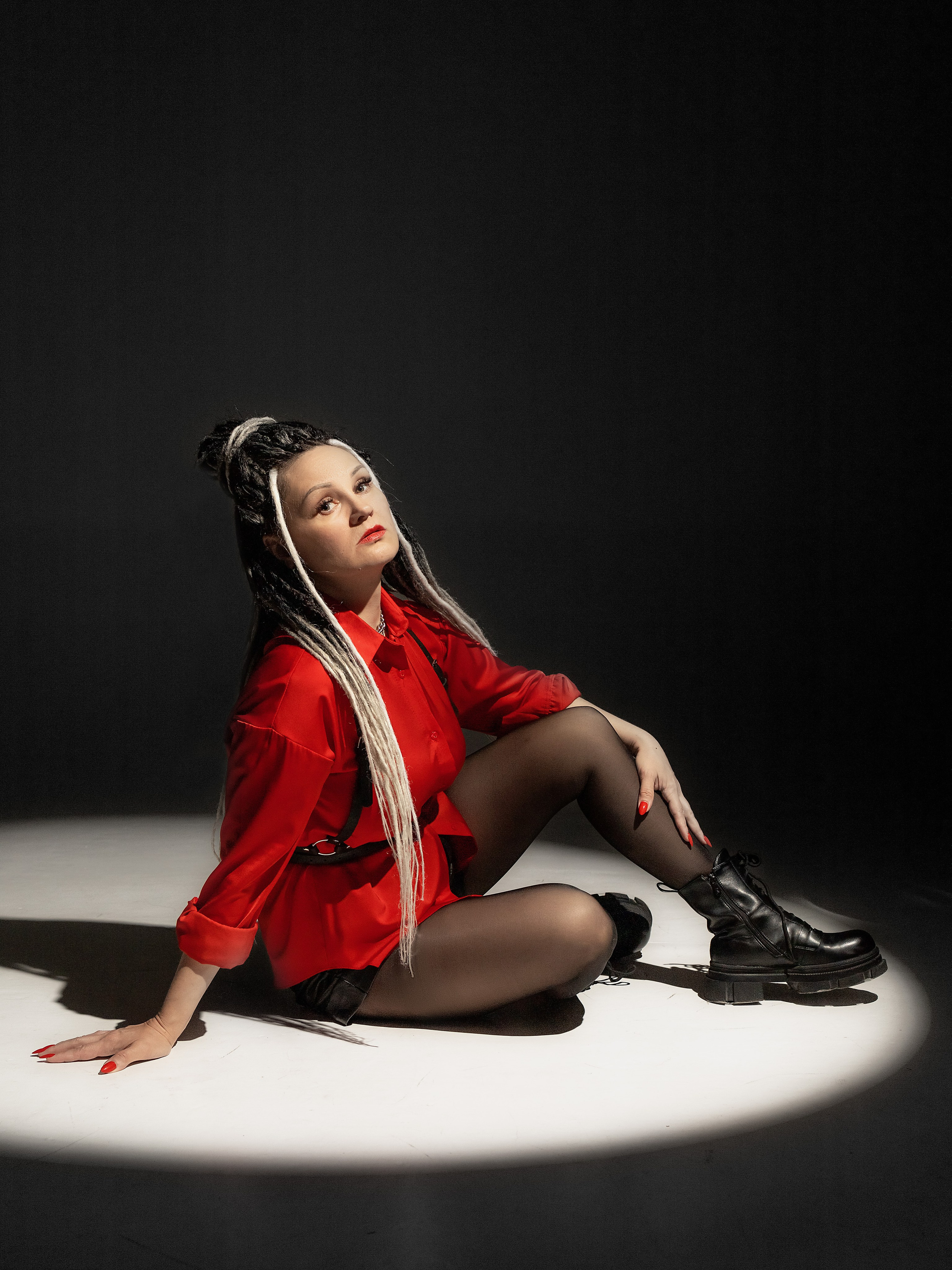 Индивидуальная фотосессия. Ирина Мезенцева | Женский и предметный фотограф | г. Омск