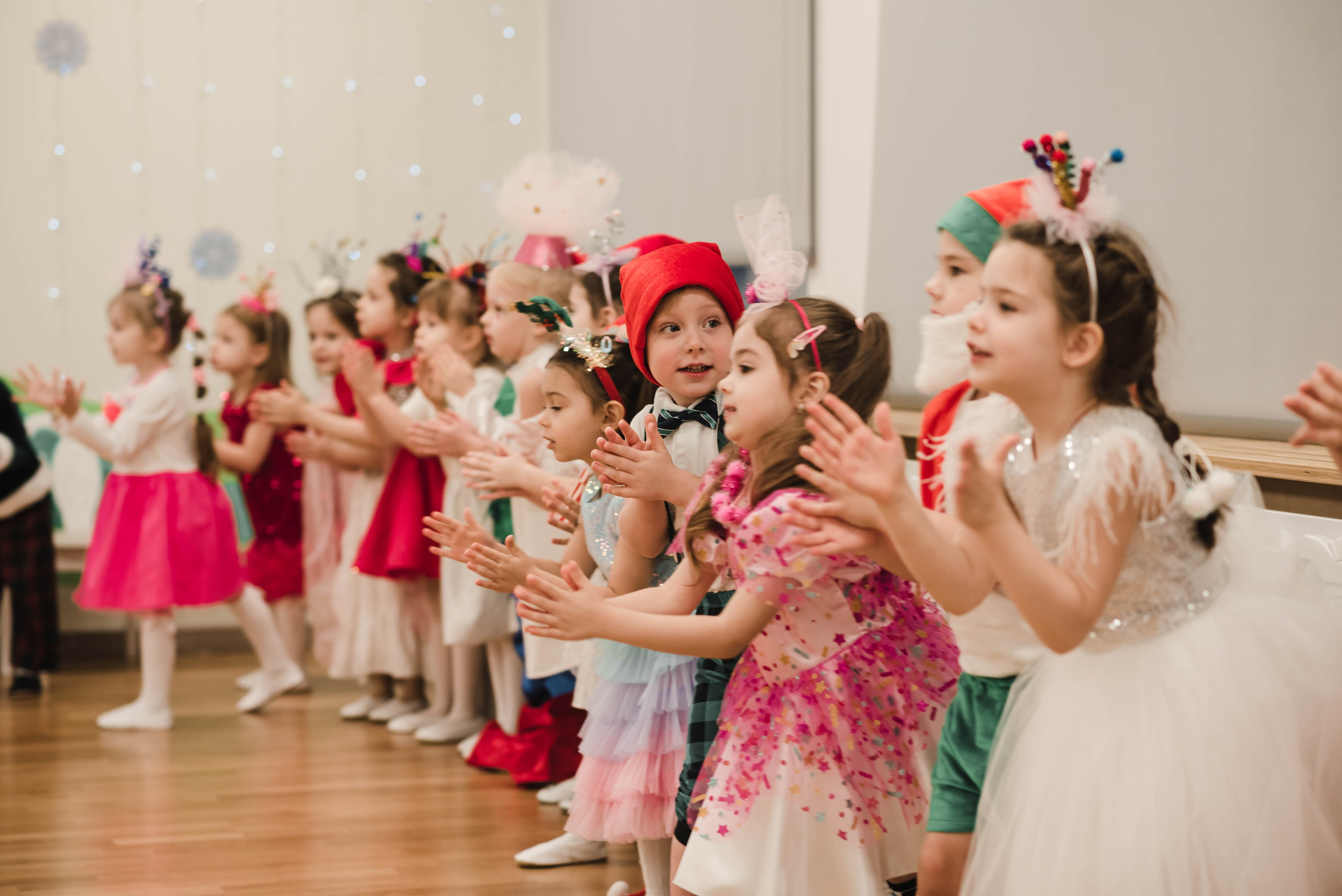 Детский садик Новый год. Фотограф в Москве новорожденные свадьбы семьи Дарья Ларионова