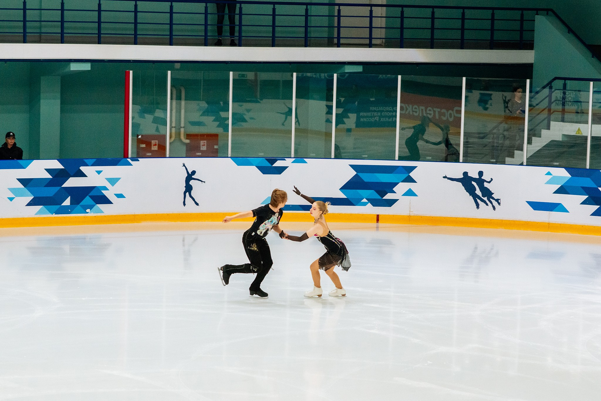 Танцы на льду. Елизавета Кириллова и Илья Карпов. Репортажный фотограф в Санкт-Петербурге Анастасия Клёпова