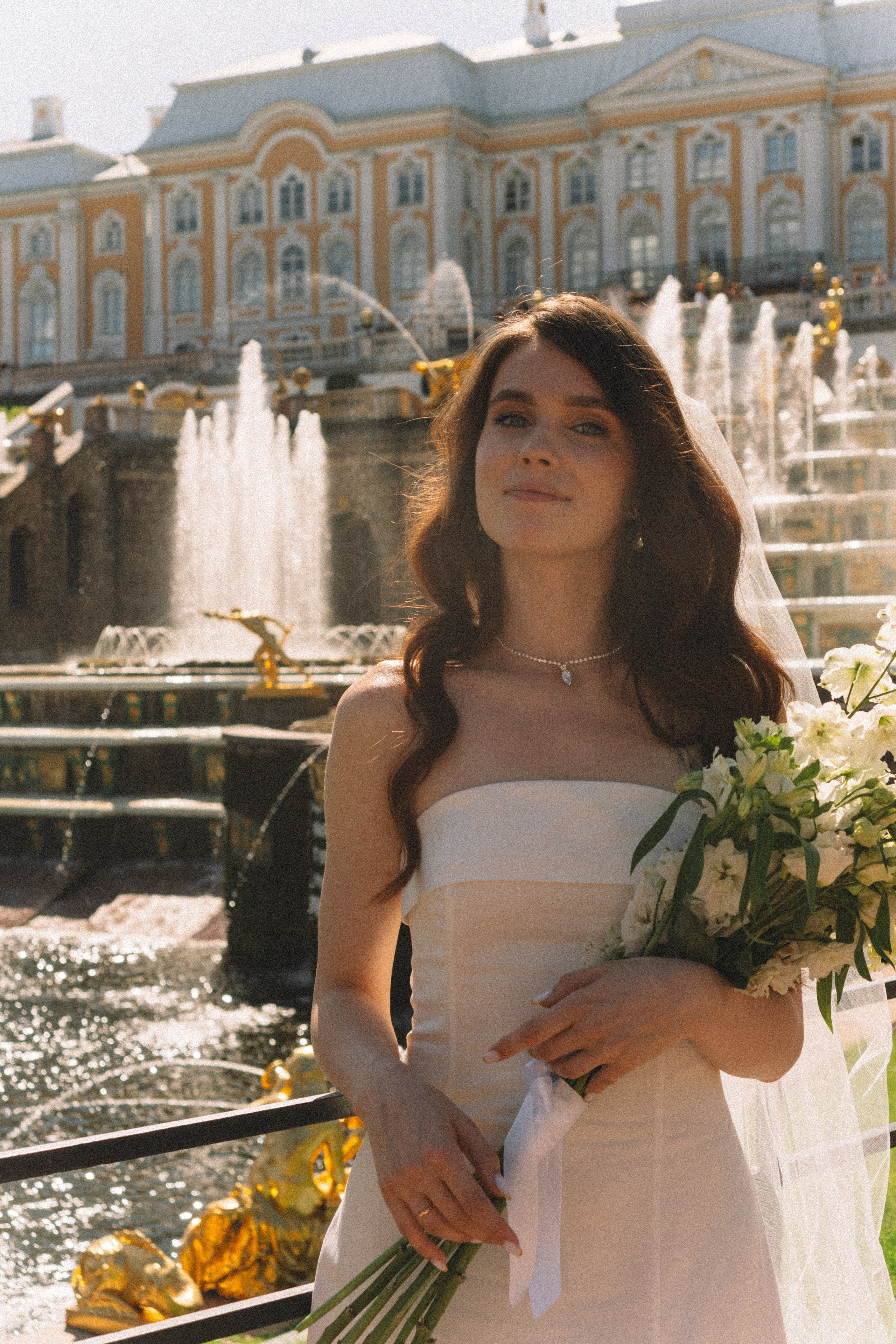 СВАДЕБНАЯ СЬЕМКА В ПЕТЕРГОФЕ И СЬЕМКА РЕПОРТАЖА В ЗАГСЕ ПЕТЕРГОФА. Профессиональный фотограф, Санкт-Петербург — Виктория Богомолова