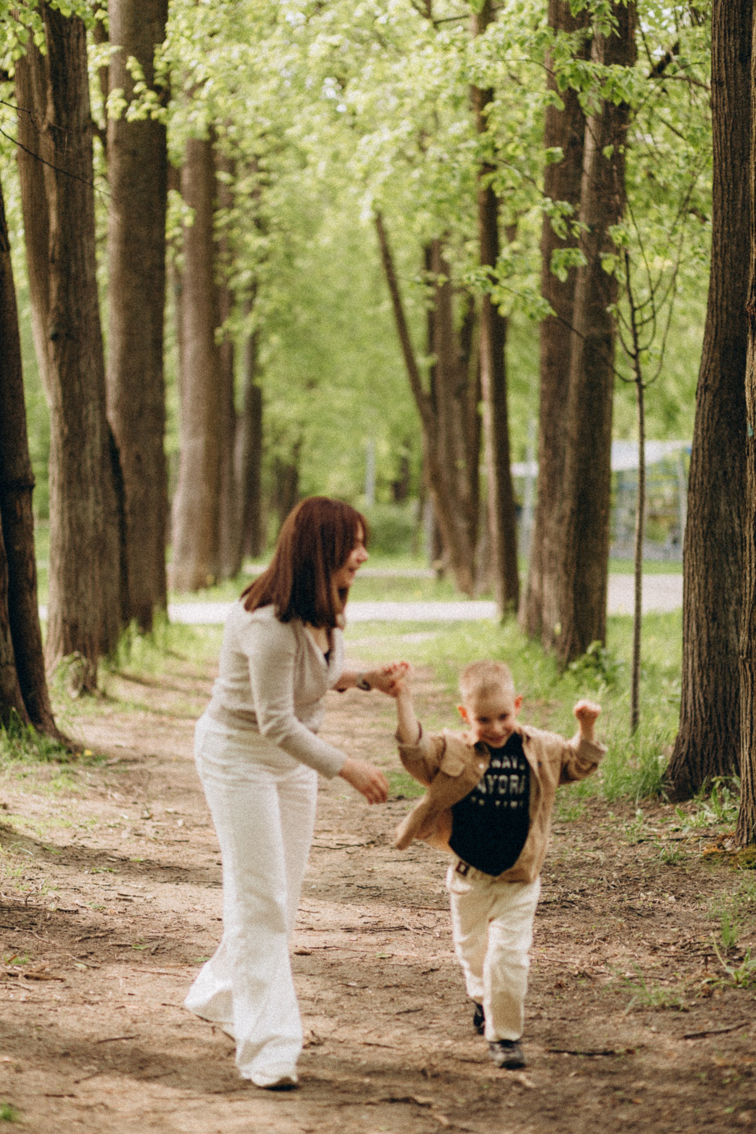 Пикник мама и сын. Krylovaphoto