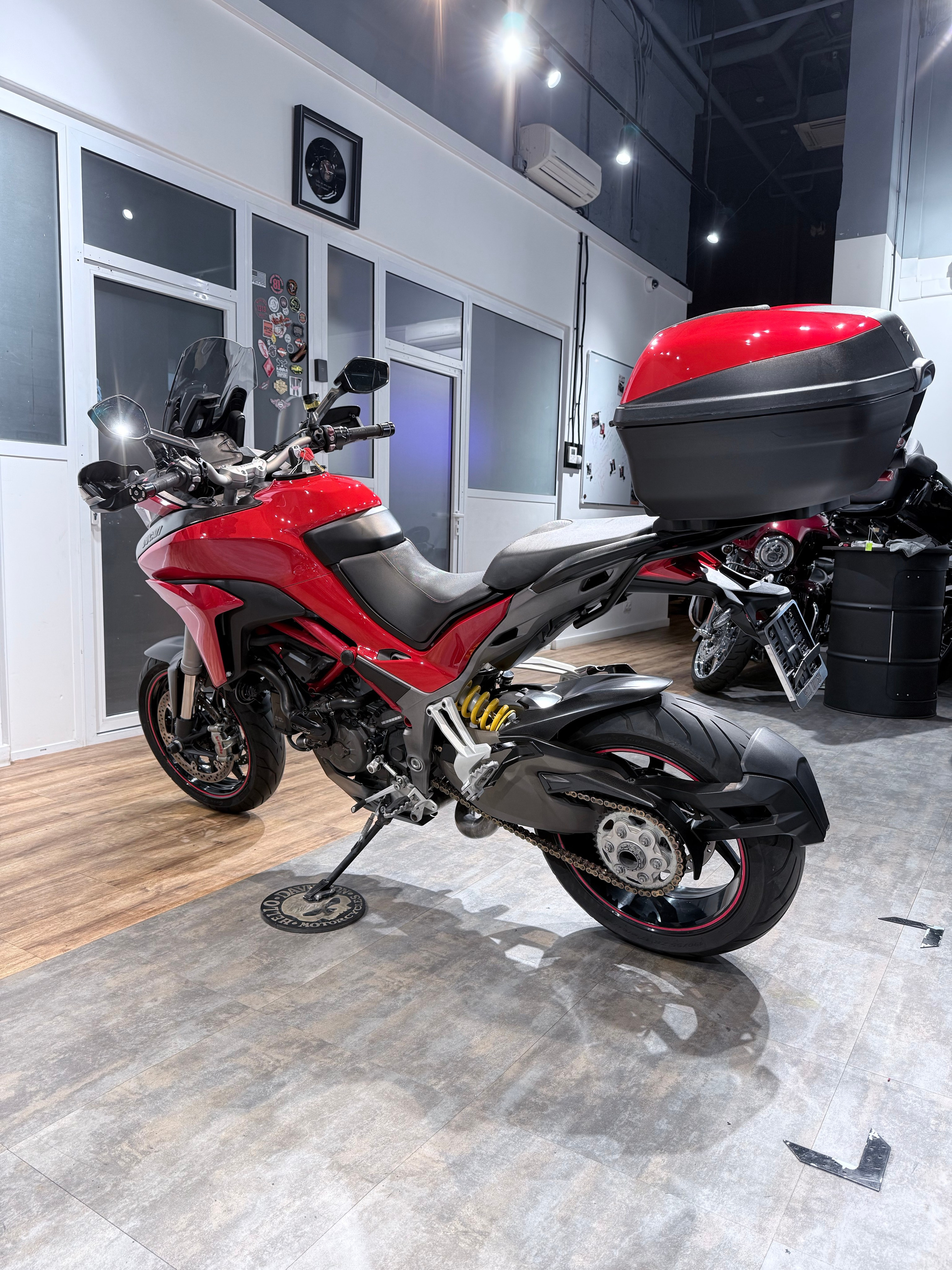 Ducati Multistrada 1200S Carbon. Hello Davidson, Москва. Только хорошие мотоциклы…