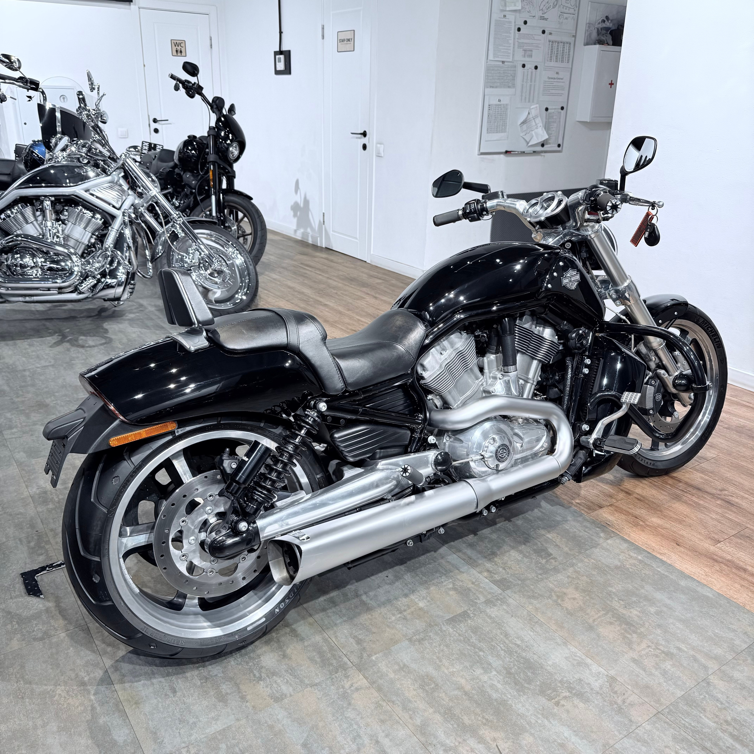 2013 V-ROD Muscle 1250 АВS ВiTubo V&H. Hello Davidson, Москва. Только хорошие мотоциклы…