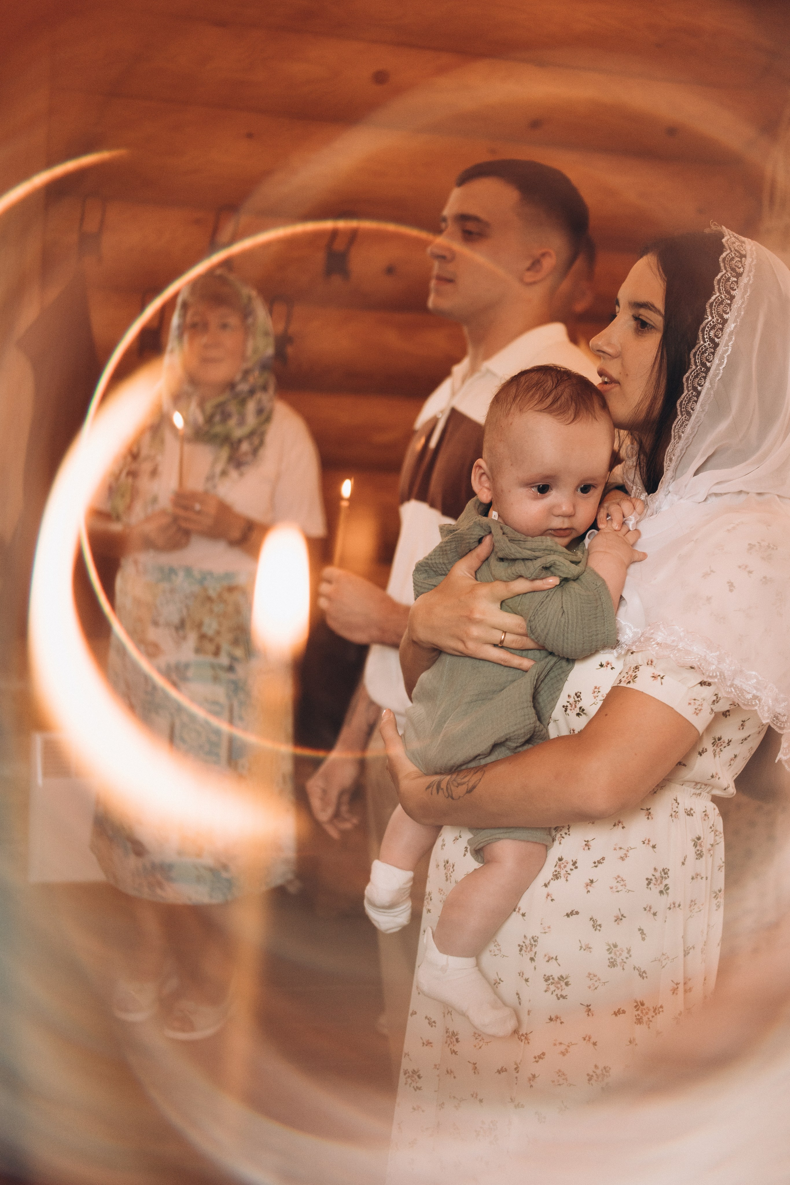 Таинство крещение в Москве. Семейный, ньюборн фотограф, фотограф на роды в Москве, Виктория Тюльдюкова