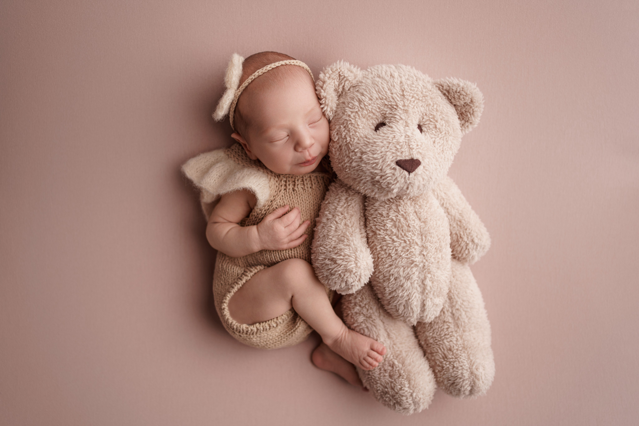 Фотосессия новорожденных | Галерея трогательных кадров малышей в стиле newborn. Фотосессия новорожденных в Москве и Московской области | Профессиональный фотограф newborn — Татьяна Иванова