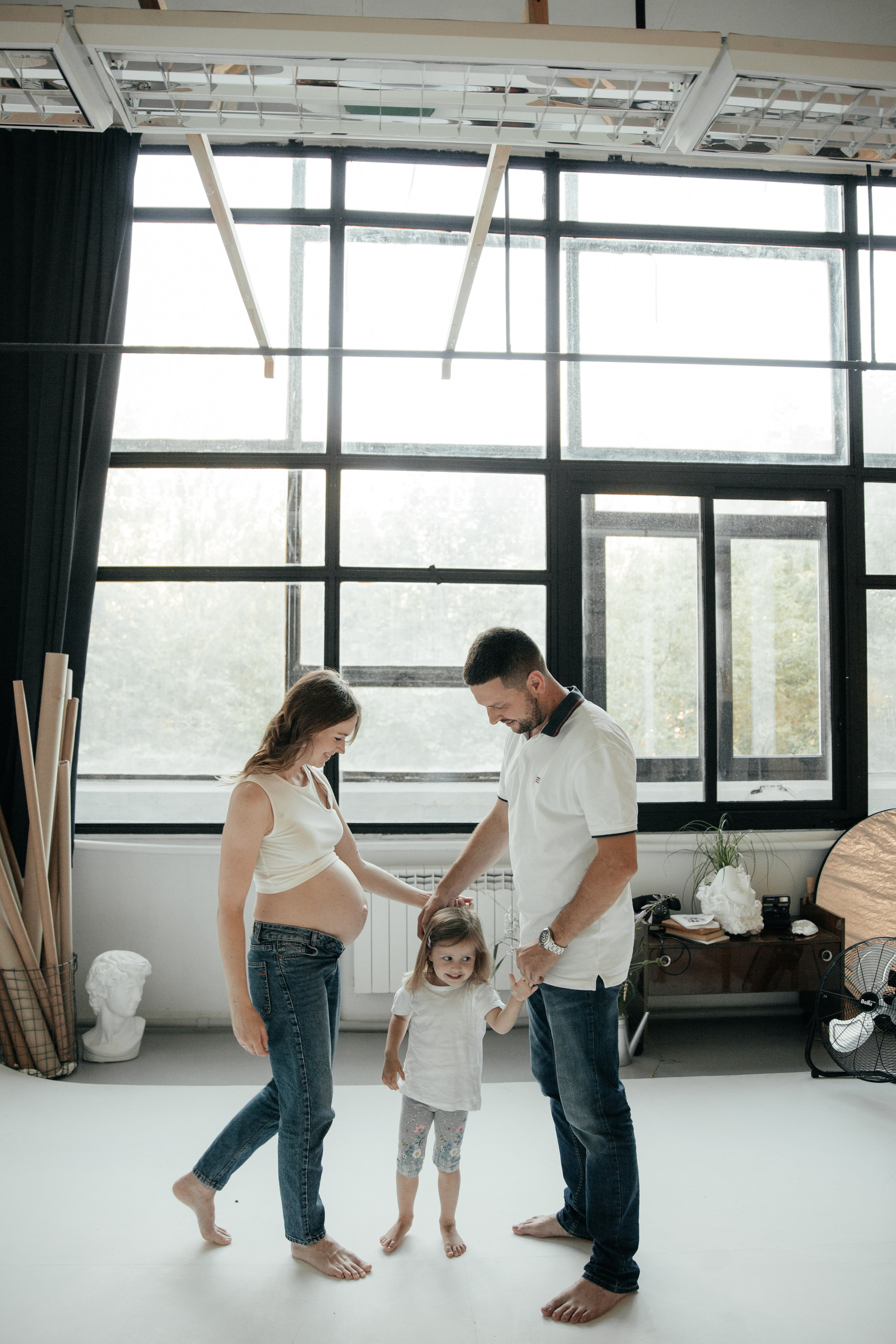 Вова, Настя, Тим, Тея и пузик по имени Санек. Фотограф Луиза Юдилевич Москва