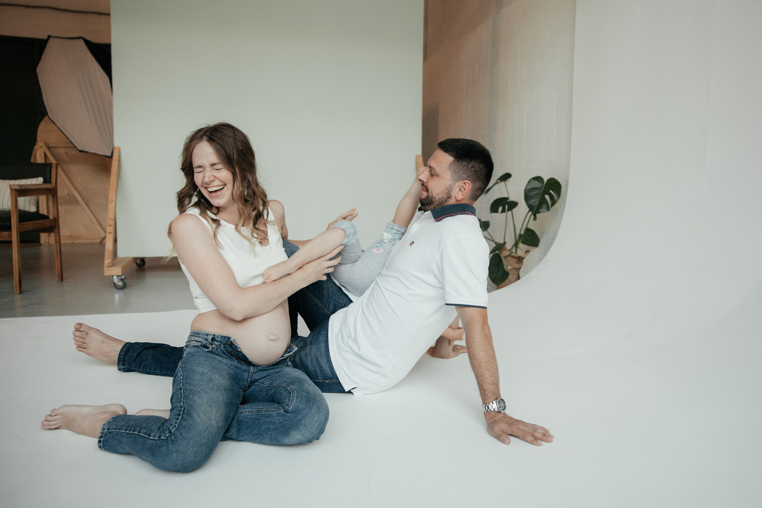 Вова, Настя, Тим, Тея и пузик по имени Санек. Фотограф Луиза Юдилевич Москва