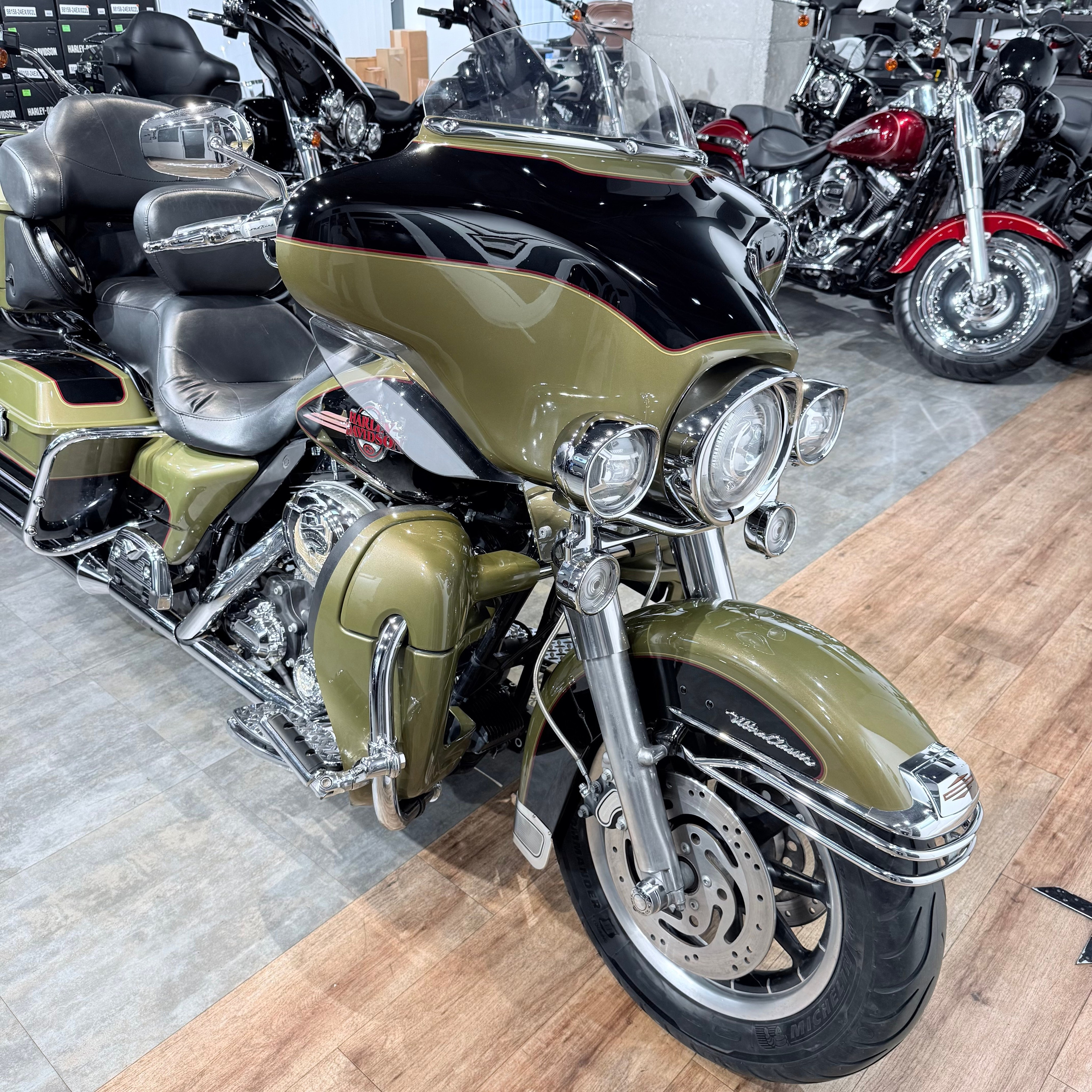 Мотоциклы Harley-Davidson 2007 Electra Glidе Ultrа Gоld Olive (Touring) — купить мотоцикл. Hello Davidson, Москва. Только хорошие мотоциклы…